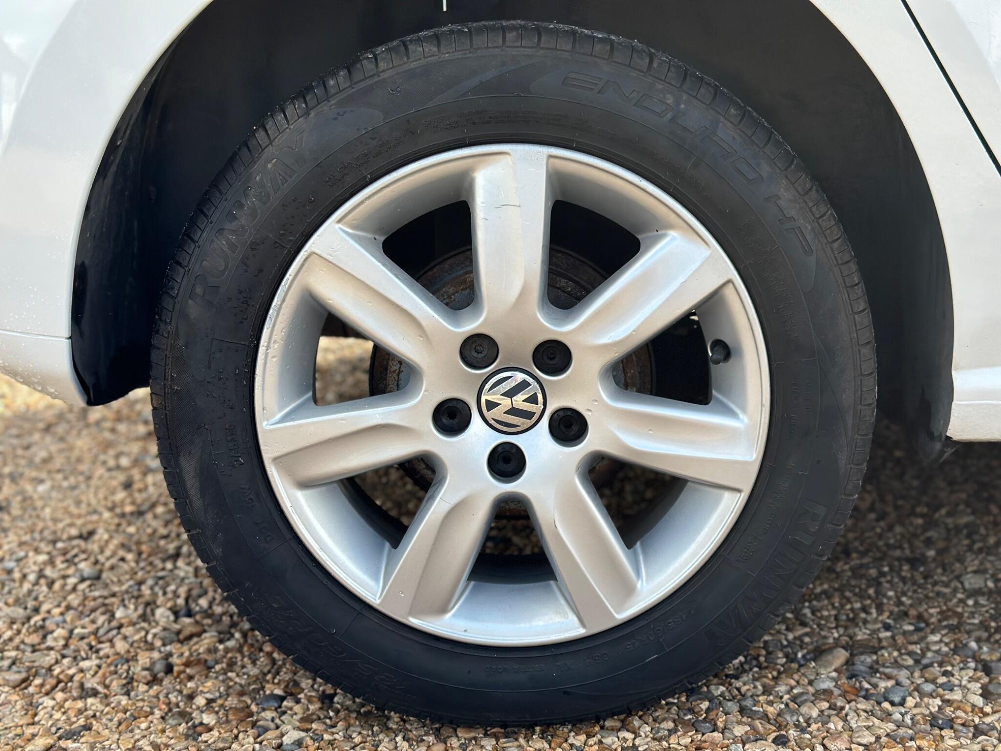 Volkswagen Polo view 56
