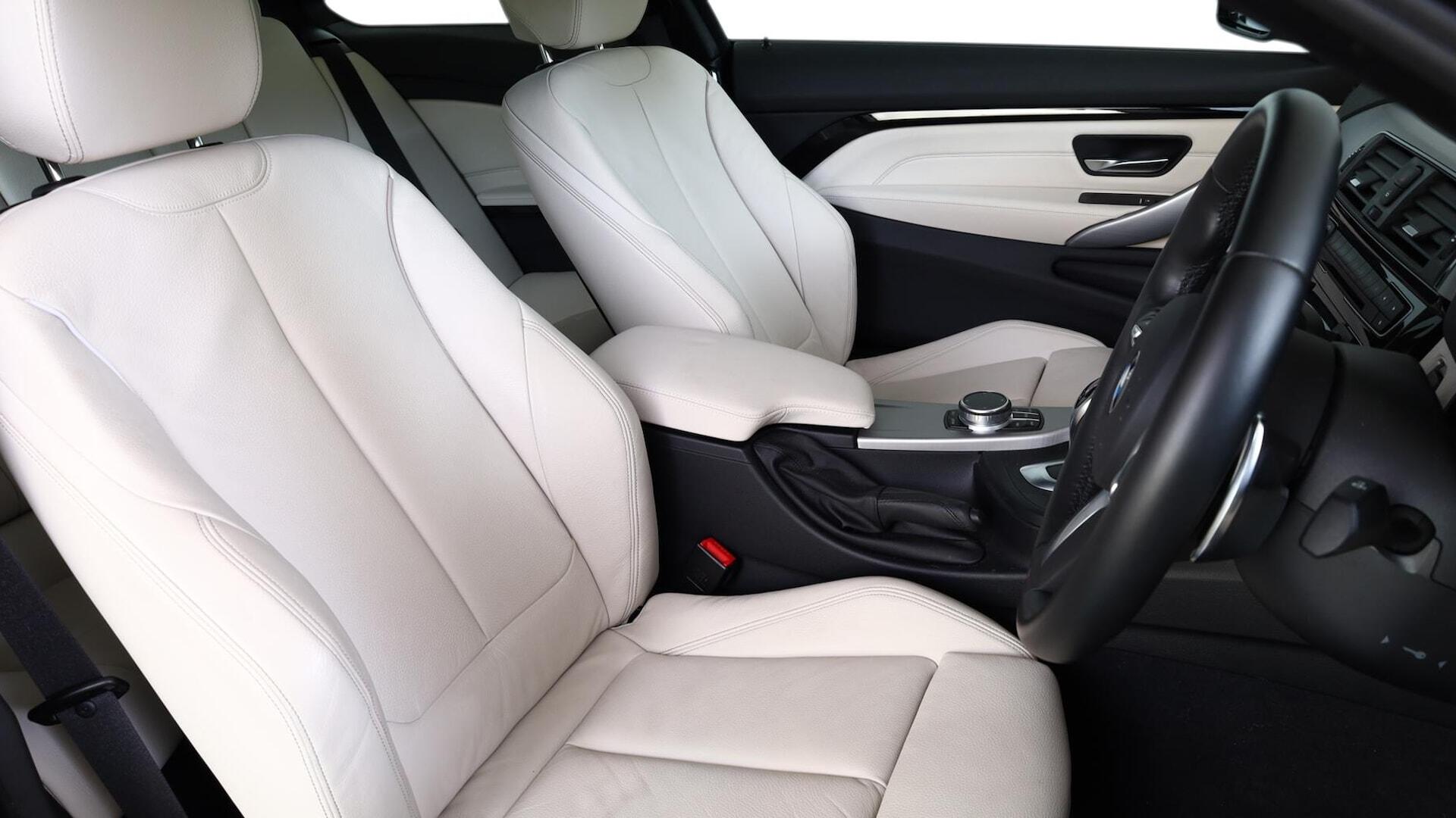 BMW 4 Series view 11
