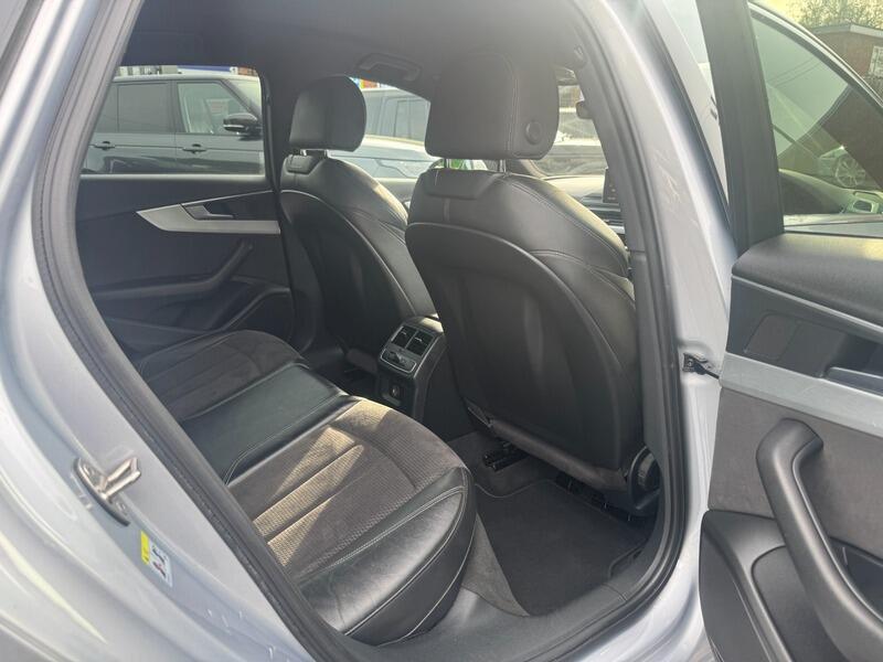 Audi A4 view 58