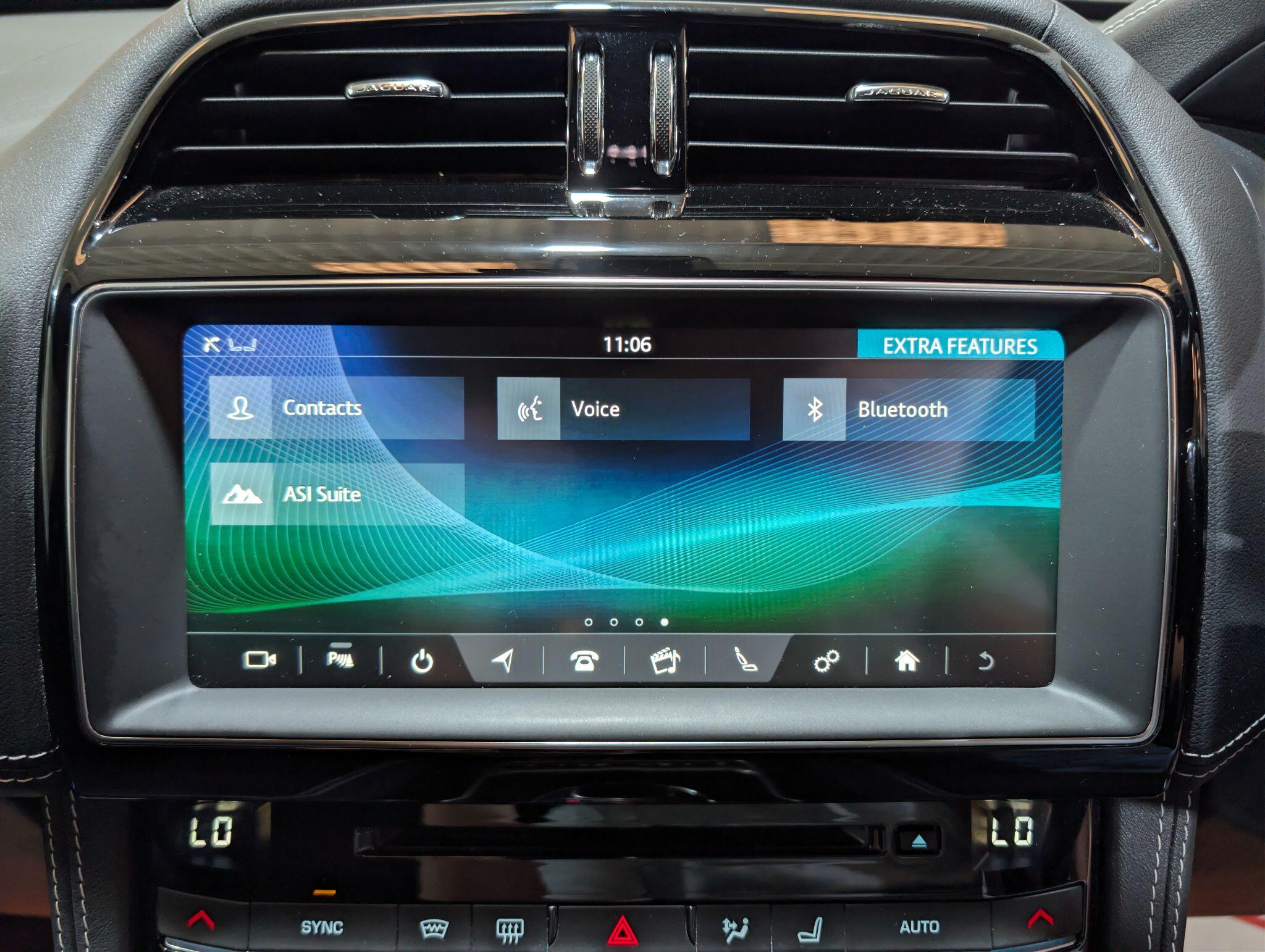 Jaguar F-Pace view 51