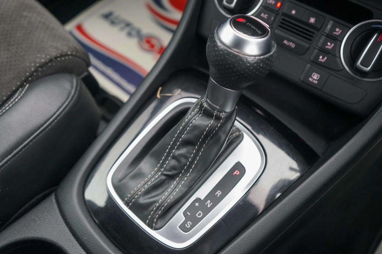 Audi Q3 view 35