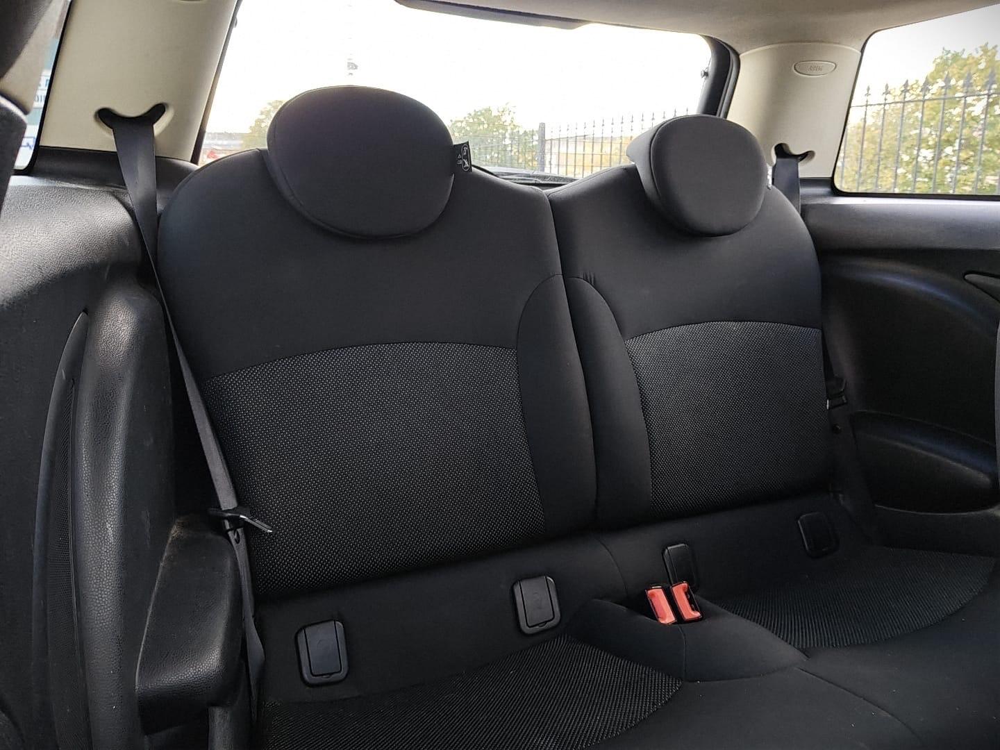 Mini Hatch view 14