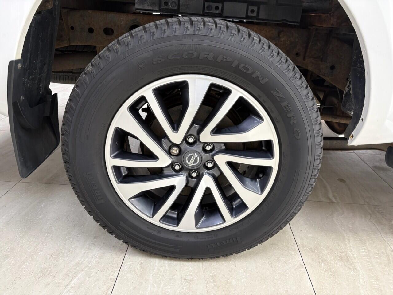 Nissan Navara view 12