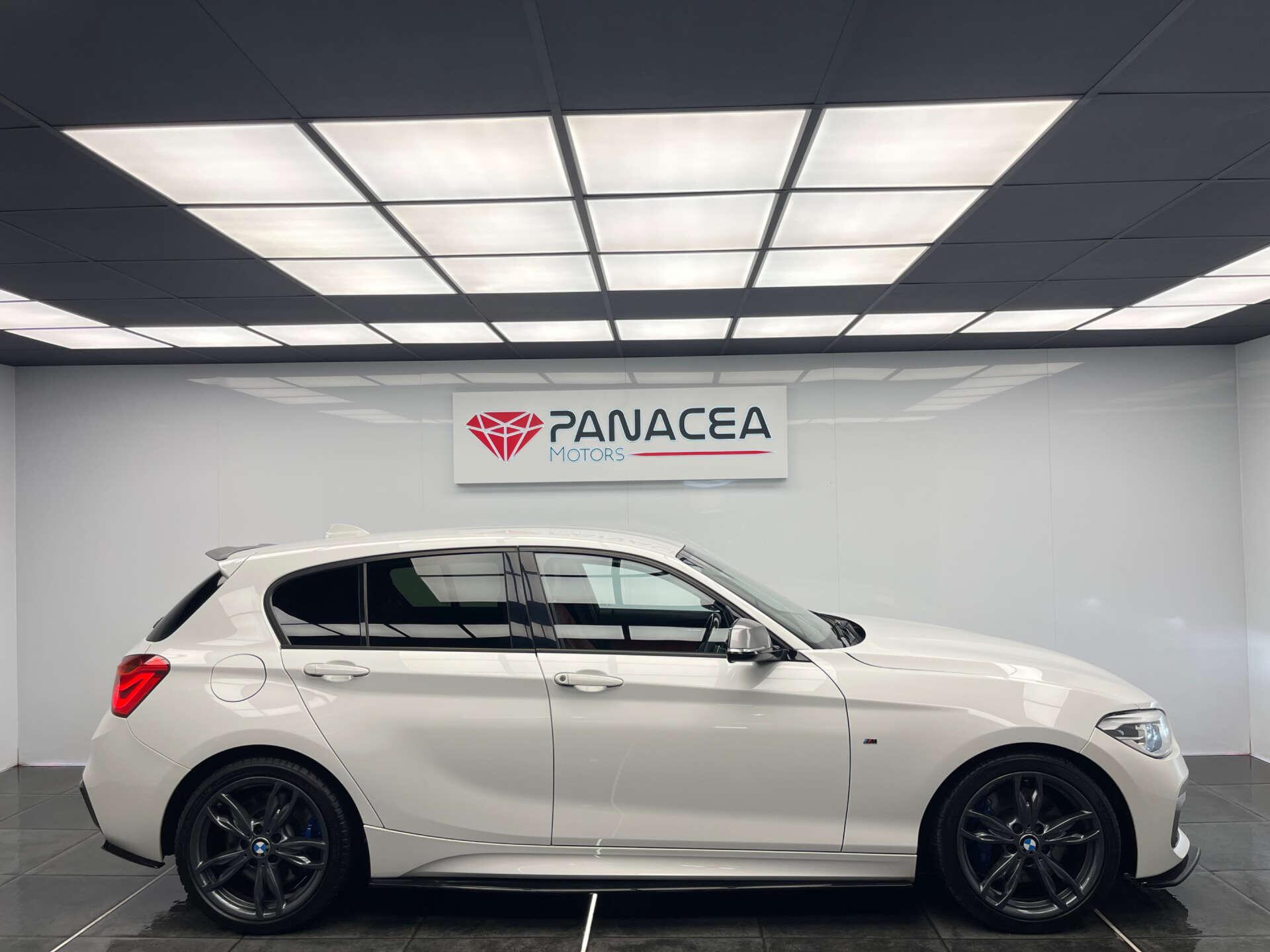 BMW 1 Series view 9