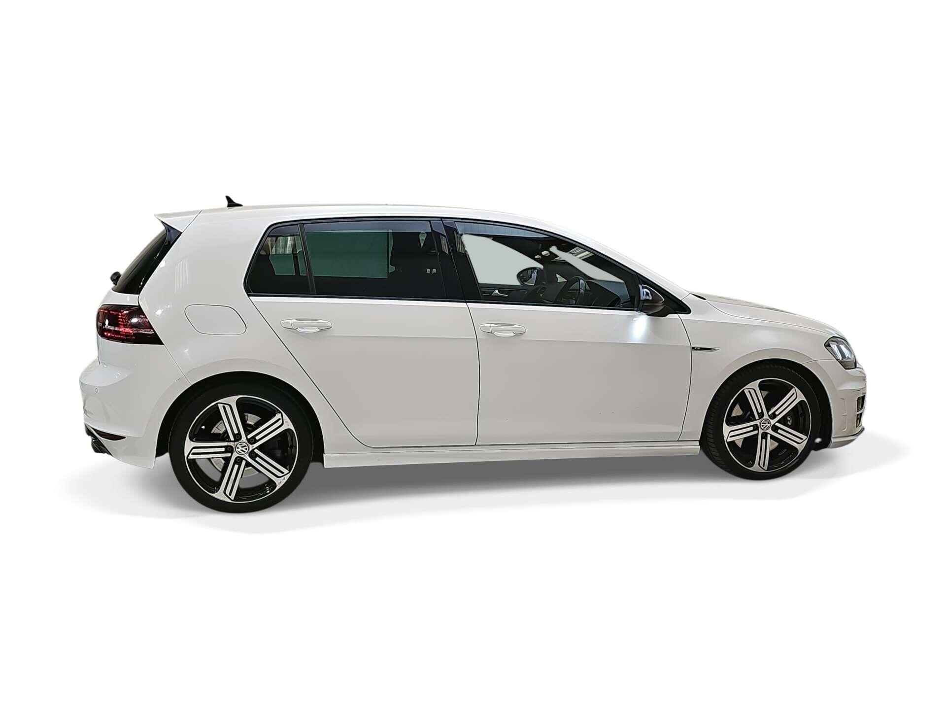Volkswagen Golf view 8