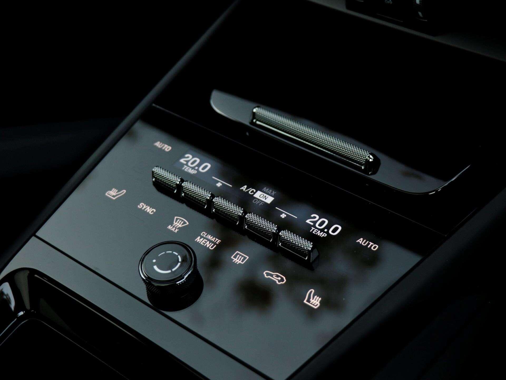 Porsche Cayenne view 17