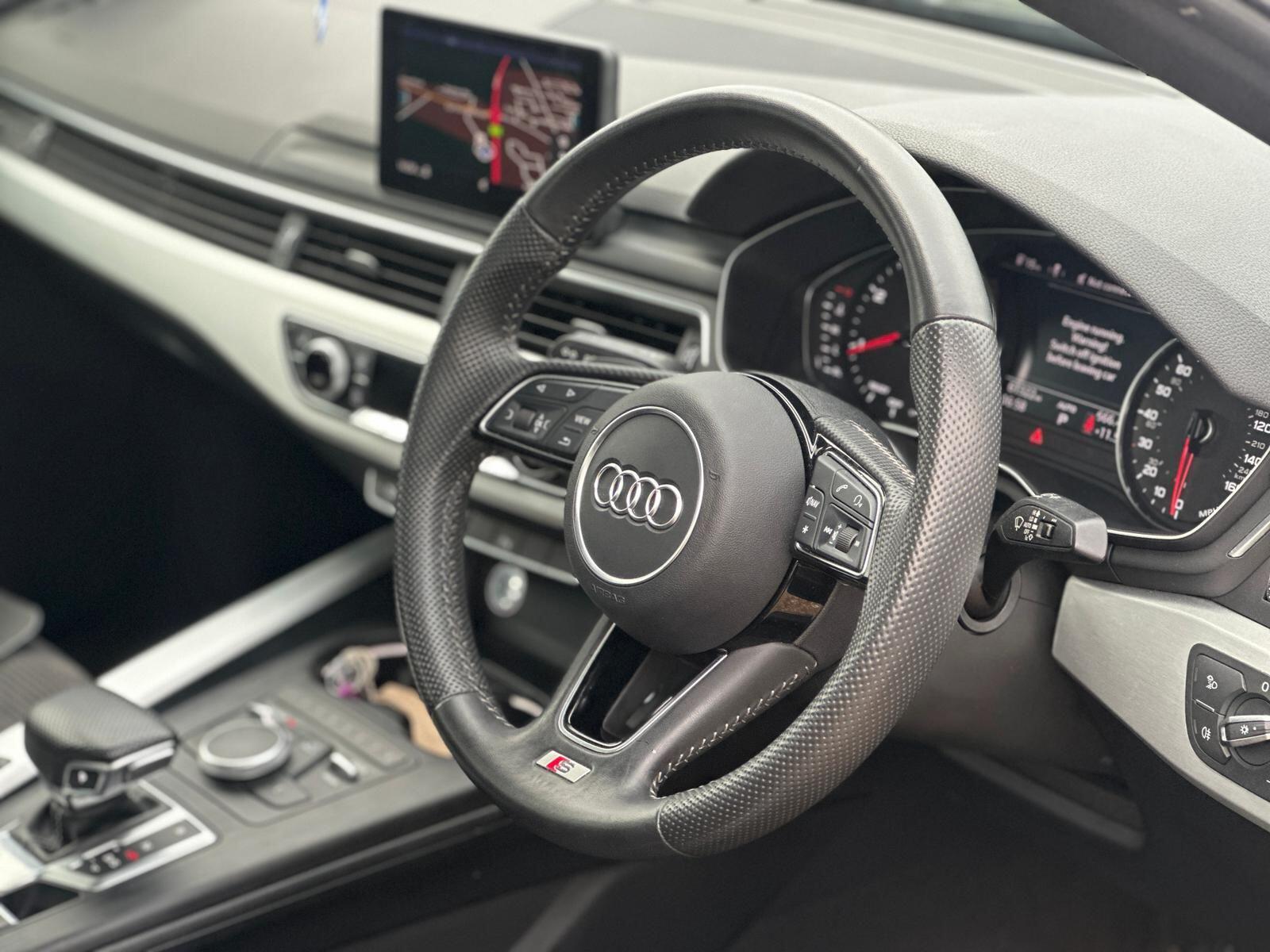 Audi A4 view 8