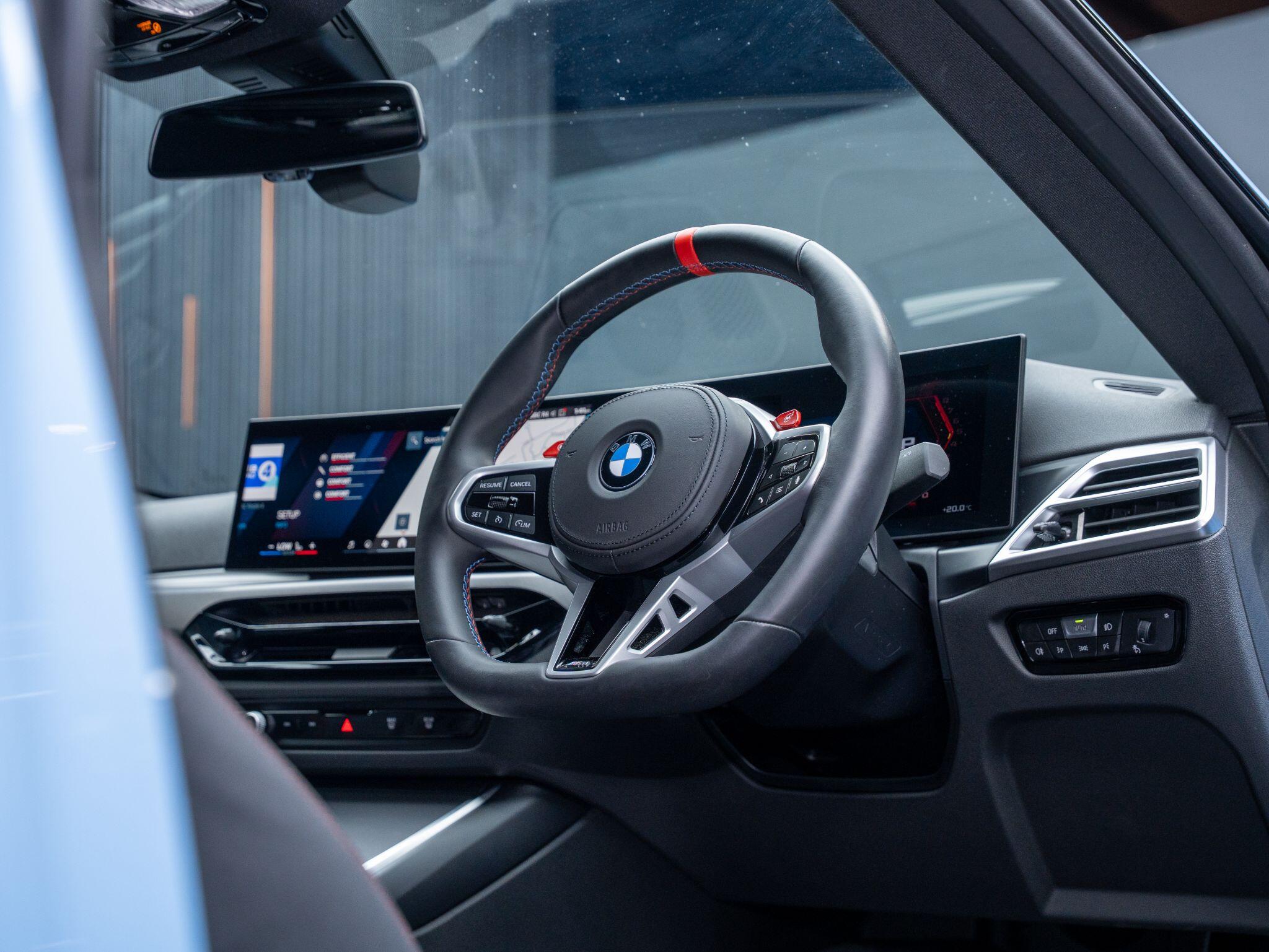BMW M2 view 4