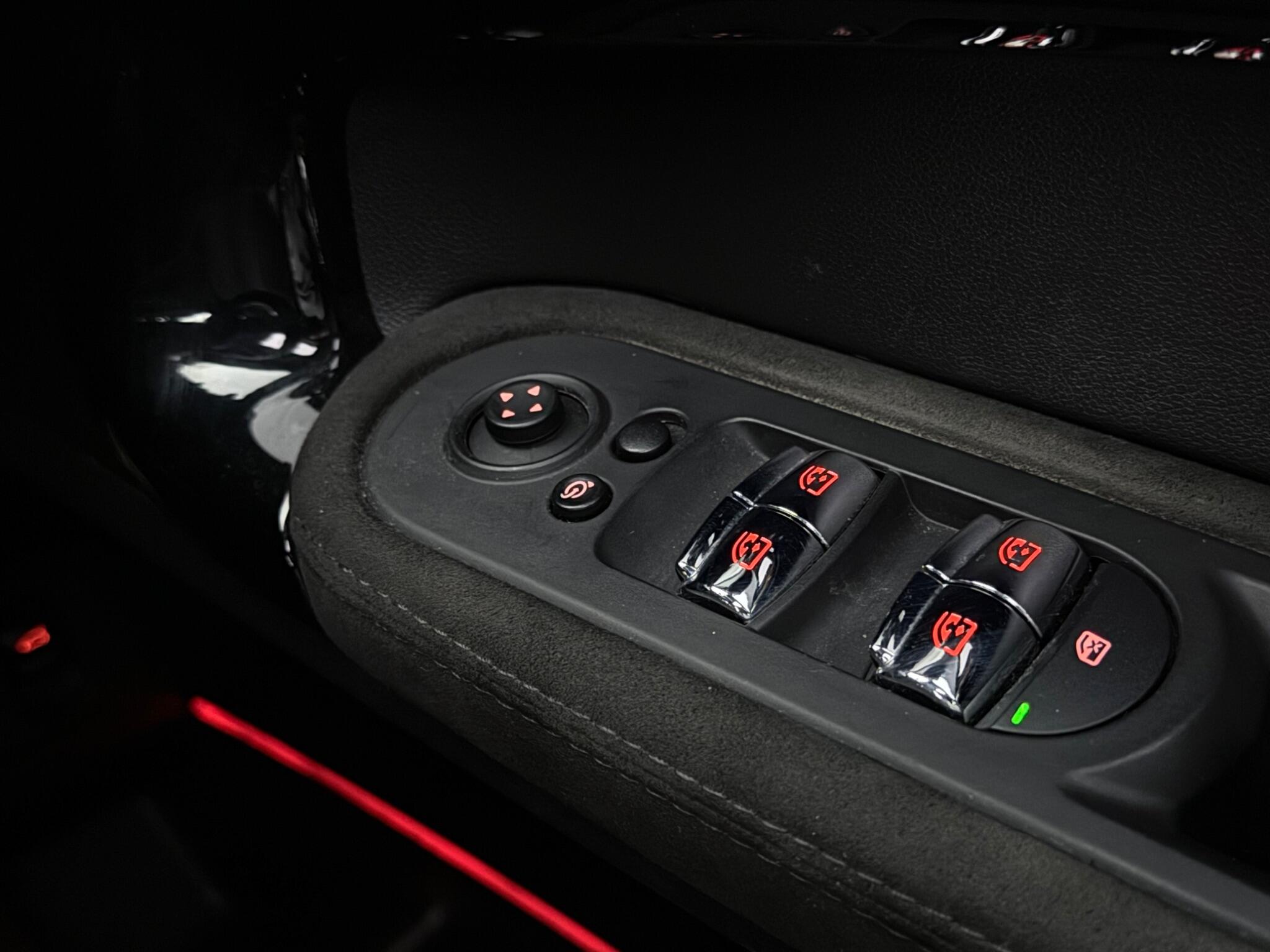 Mini Countryman view 19