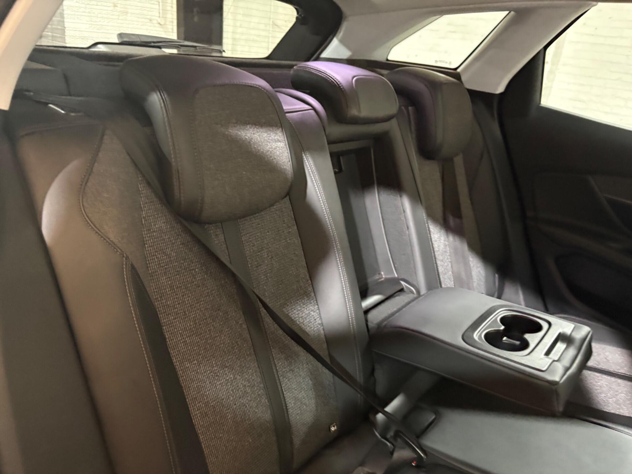Peugeot 3008 view 22