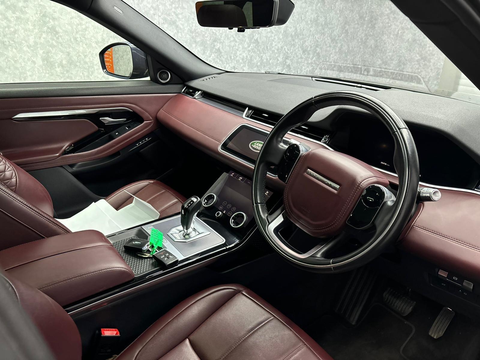Land Rover Range Rover Evoque view 4