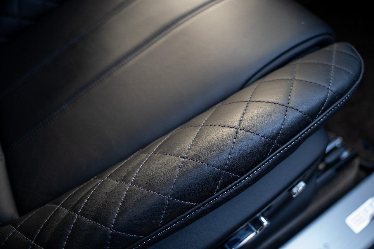 Bentley Bentayga view 64