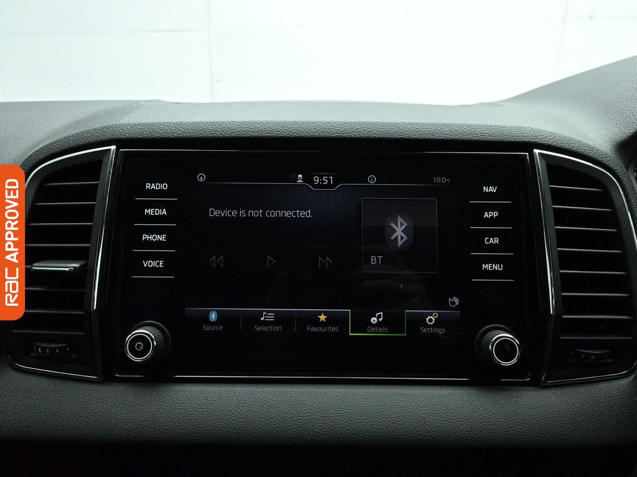Skoda Karoq view 16