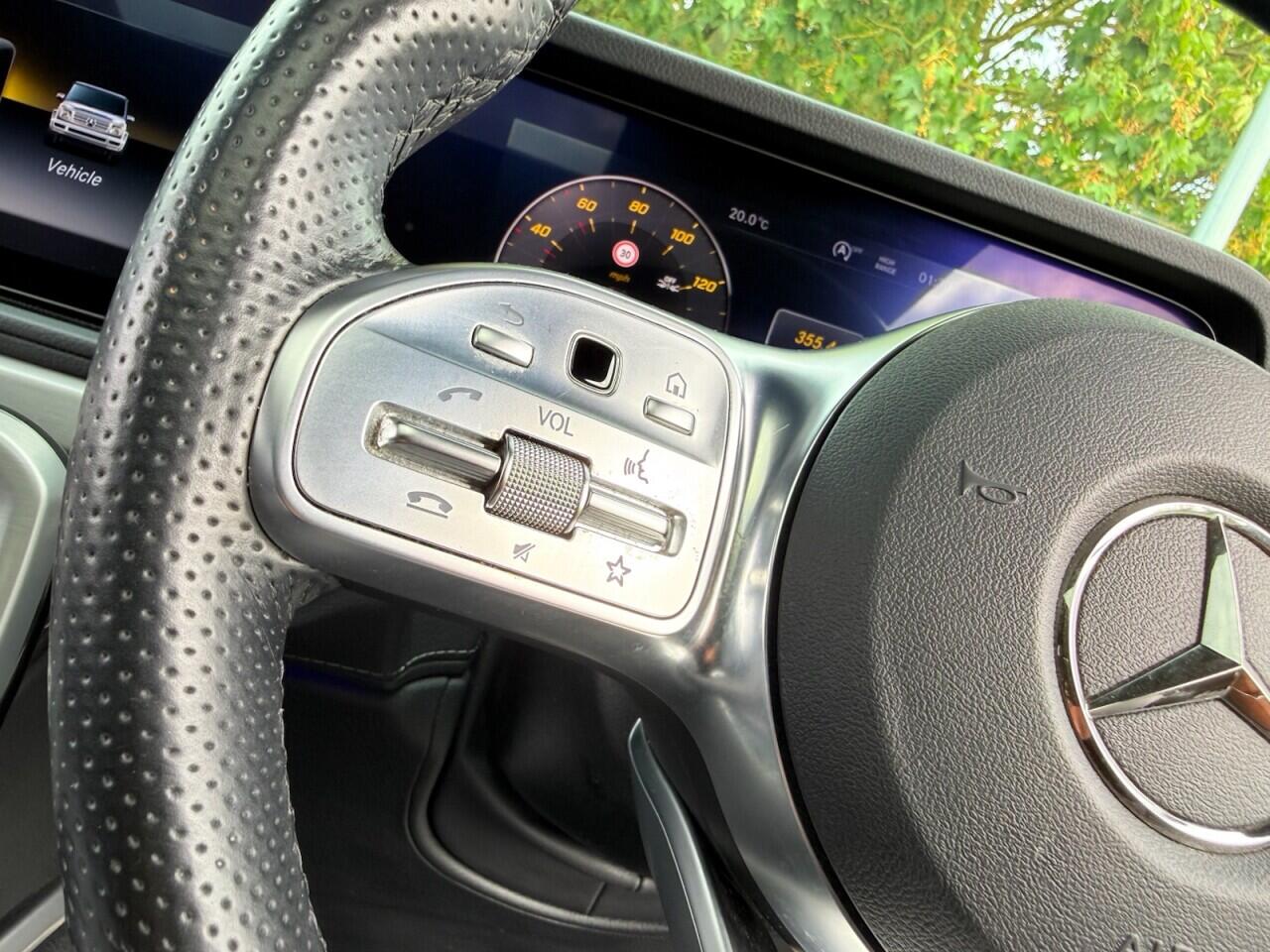 Mercedes-Benz G-Class view 34