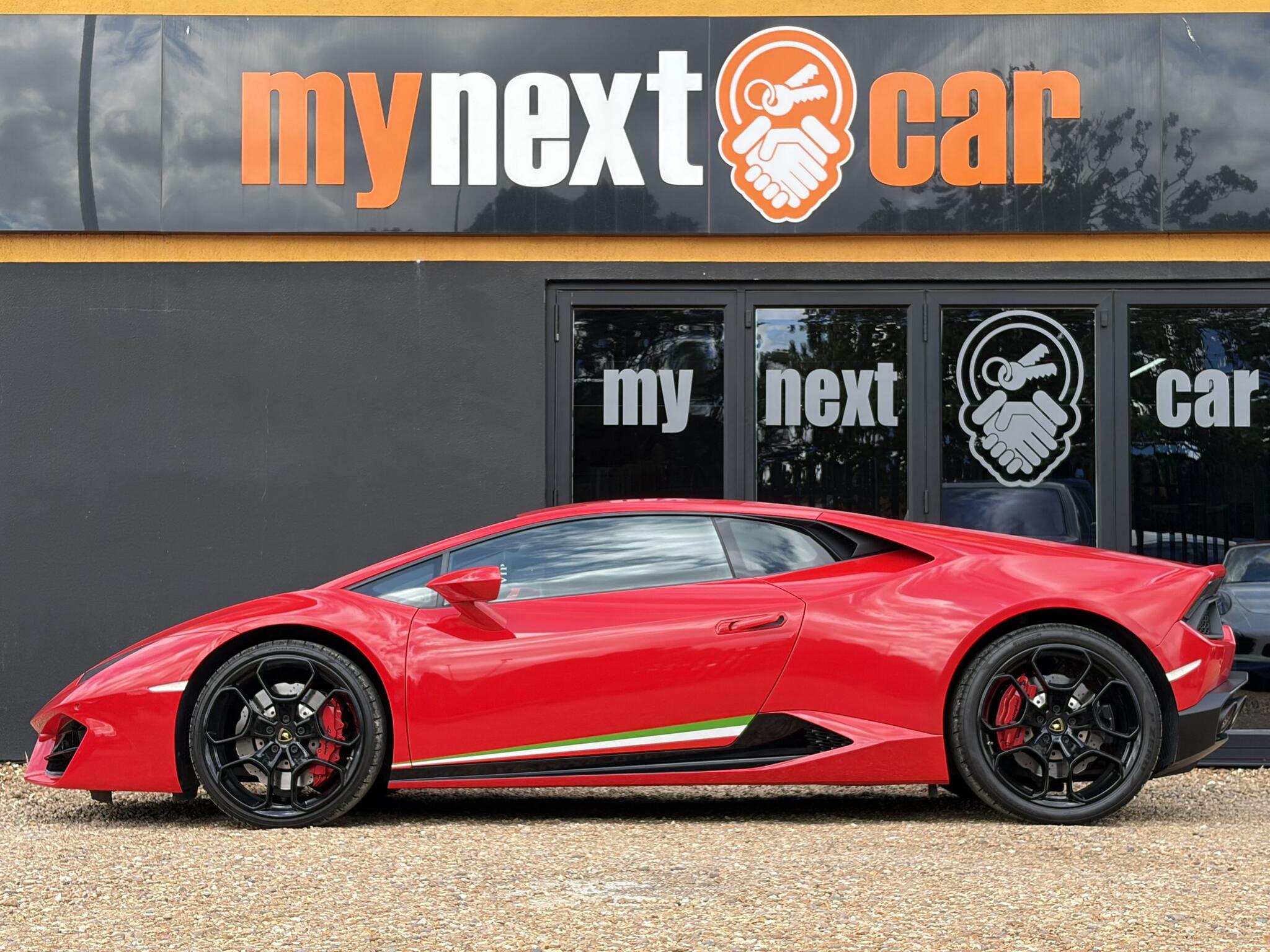 Lamborghini Huracan view 10
