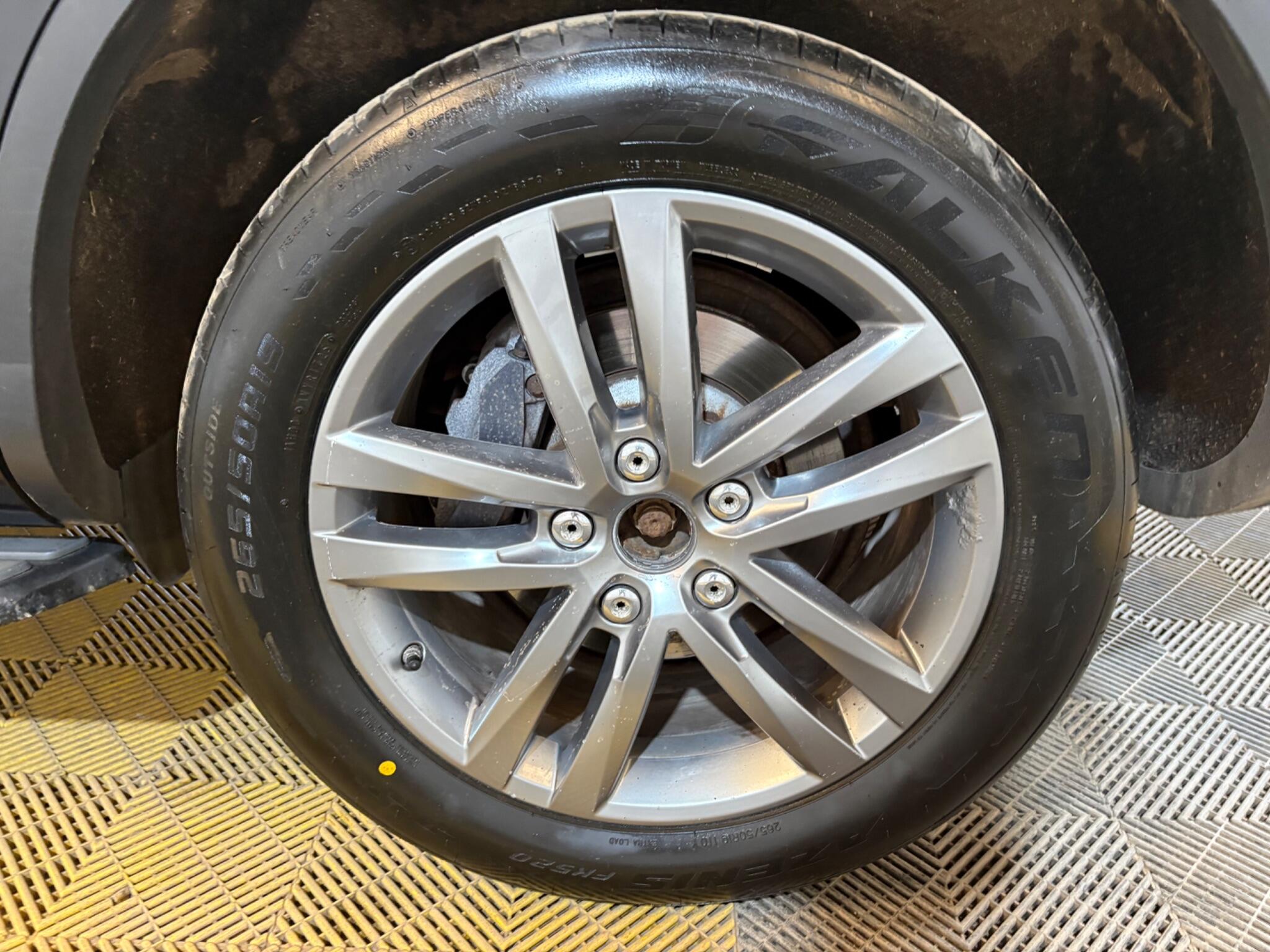 Volkswagen Touareg view 54