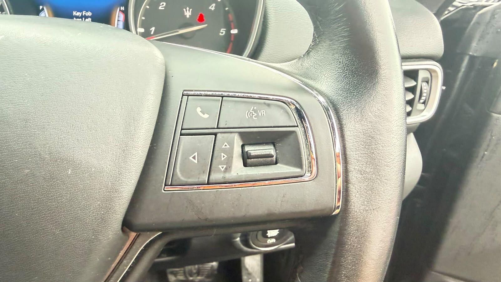 Maserati Levante view 25