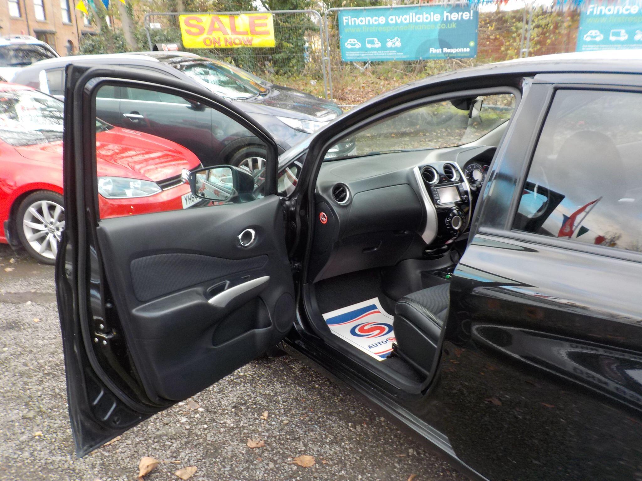 Nissan Note 1.5 dCi Tekna Euro 5 (s/s) 5dr