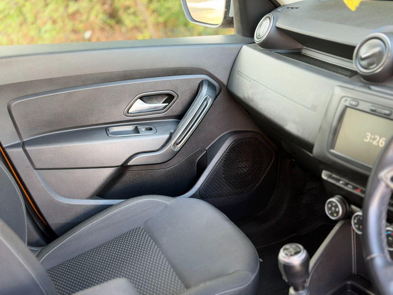Dacia Duster view 86