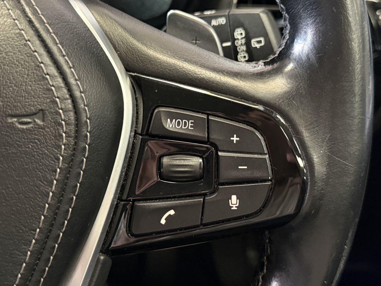 BMW 5 Series view 40
