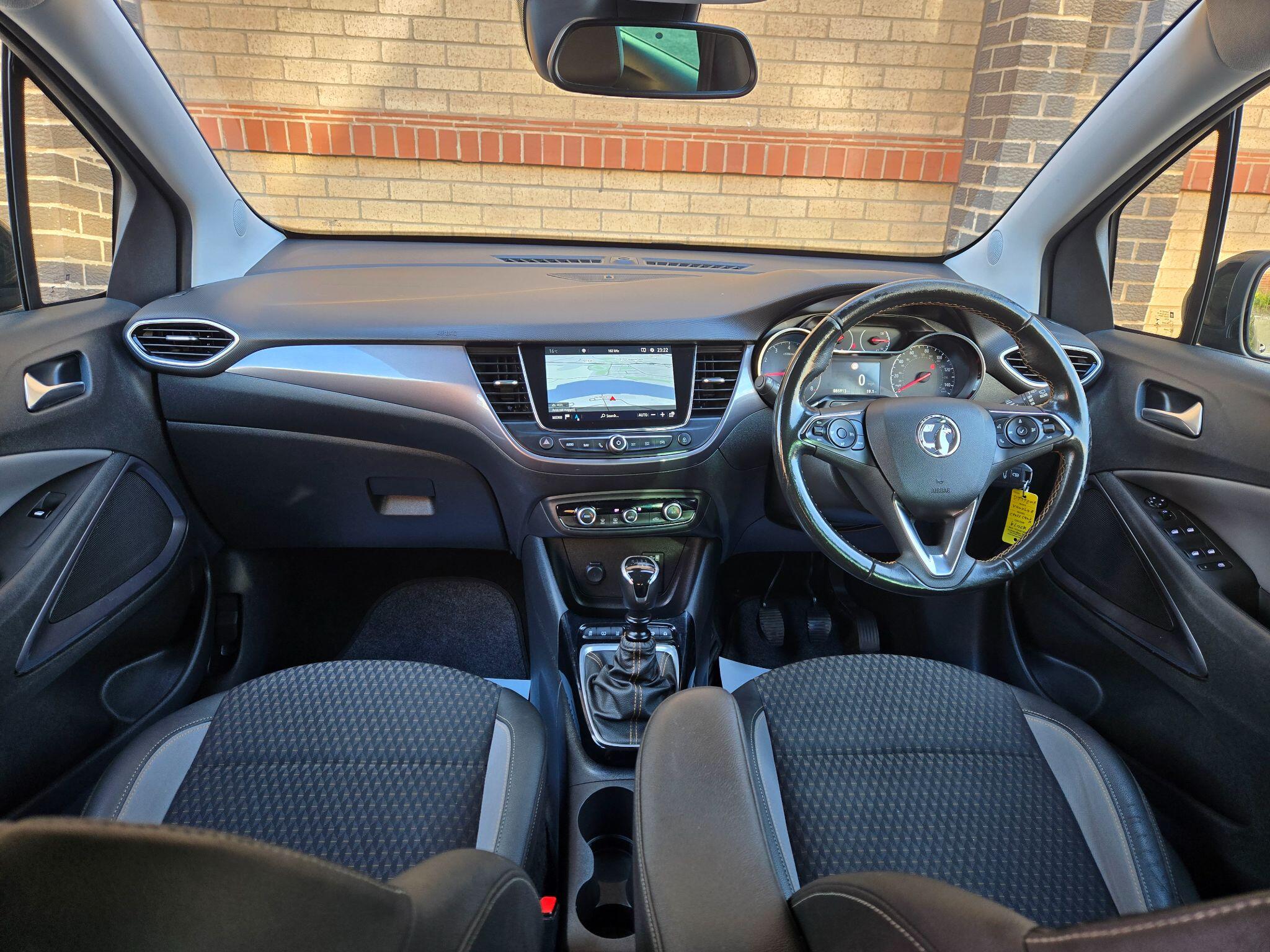 2019 Vauxhall Crossland X 1.2 Turbo GPF Tech Line Nav Euro 6 (s/s) 5dr • 85,000 miles image 25