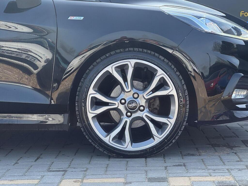 Ford Fiesta view 10