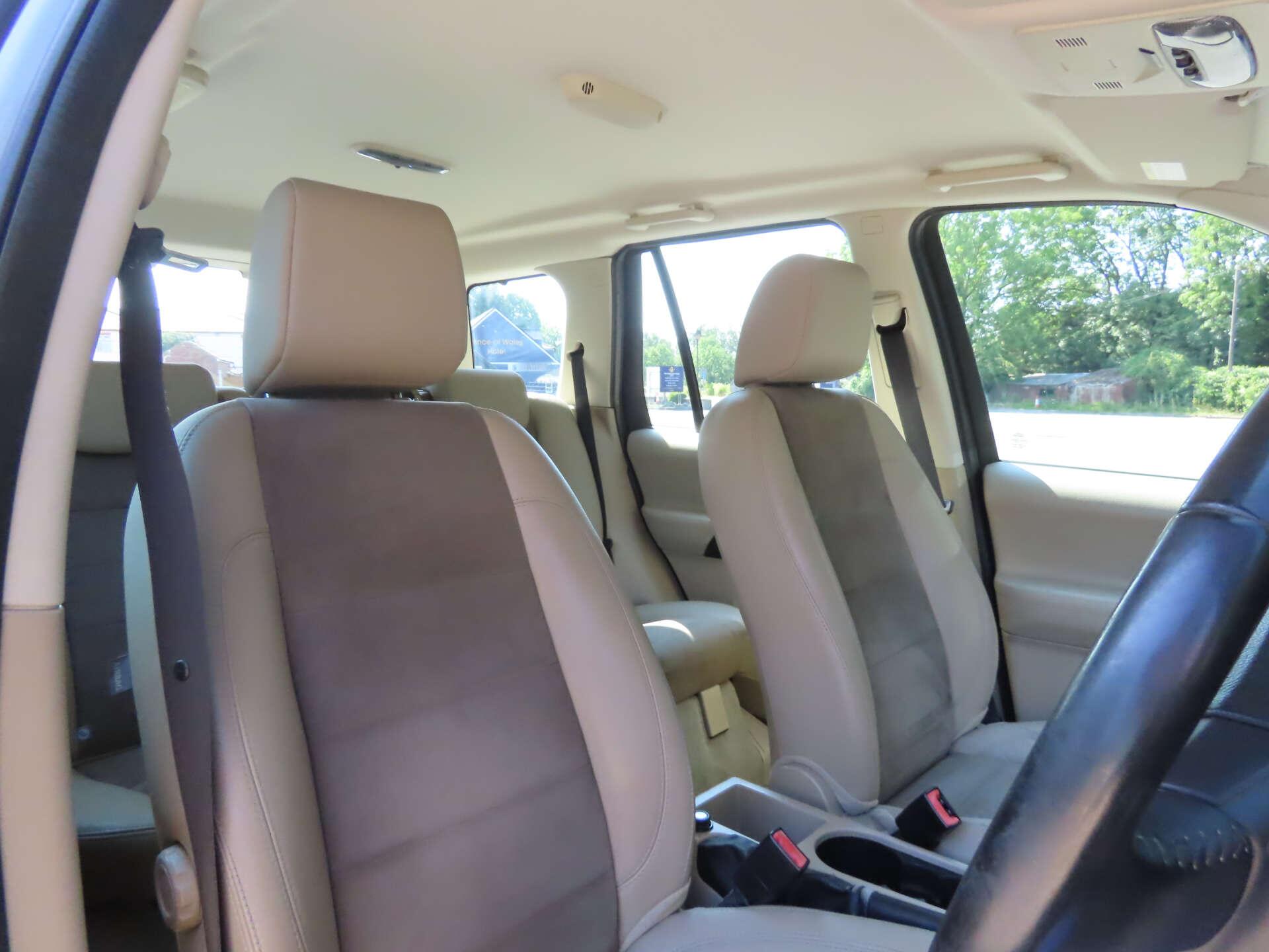 Land Rover Freelander view 7