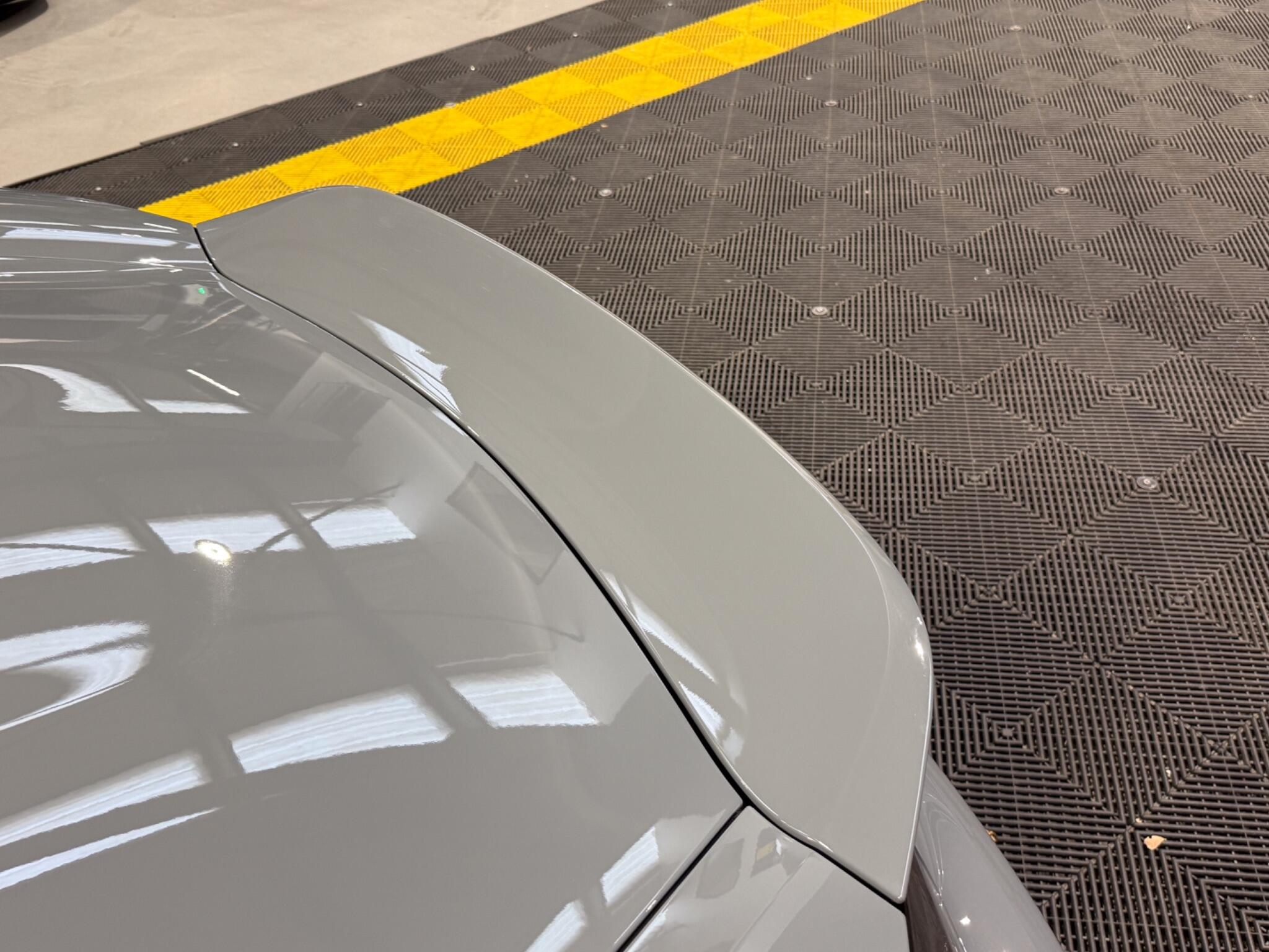 Porsche 718 Spyder view 17