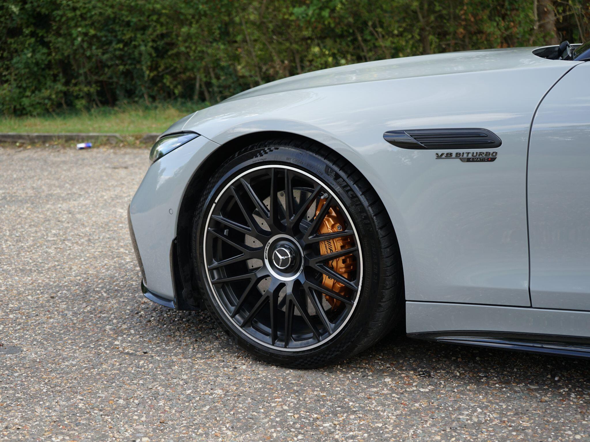 Mercedes-Benz SL view 5