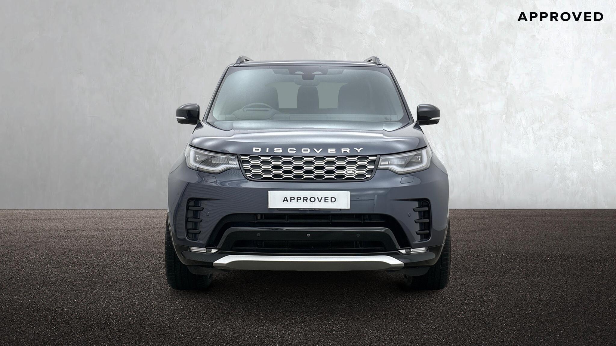 Land Rover Discovery view 7