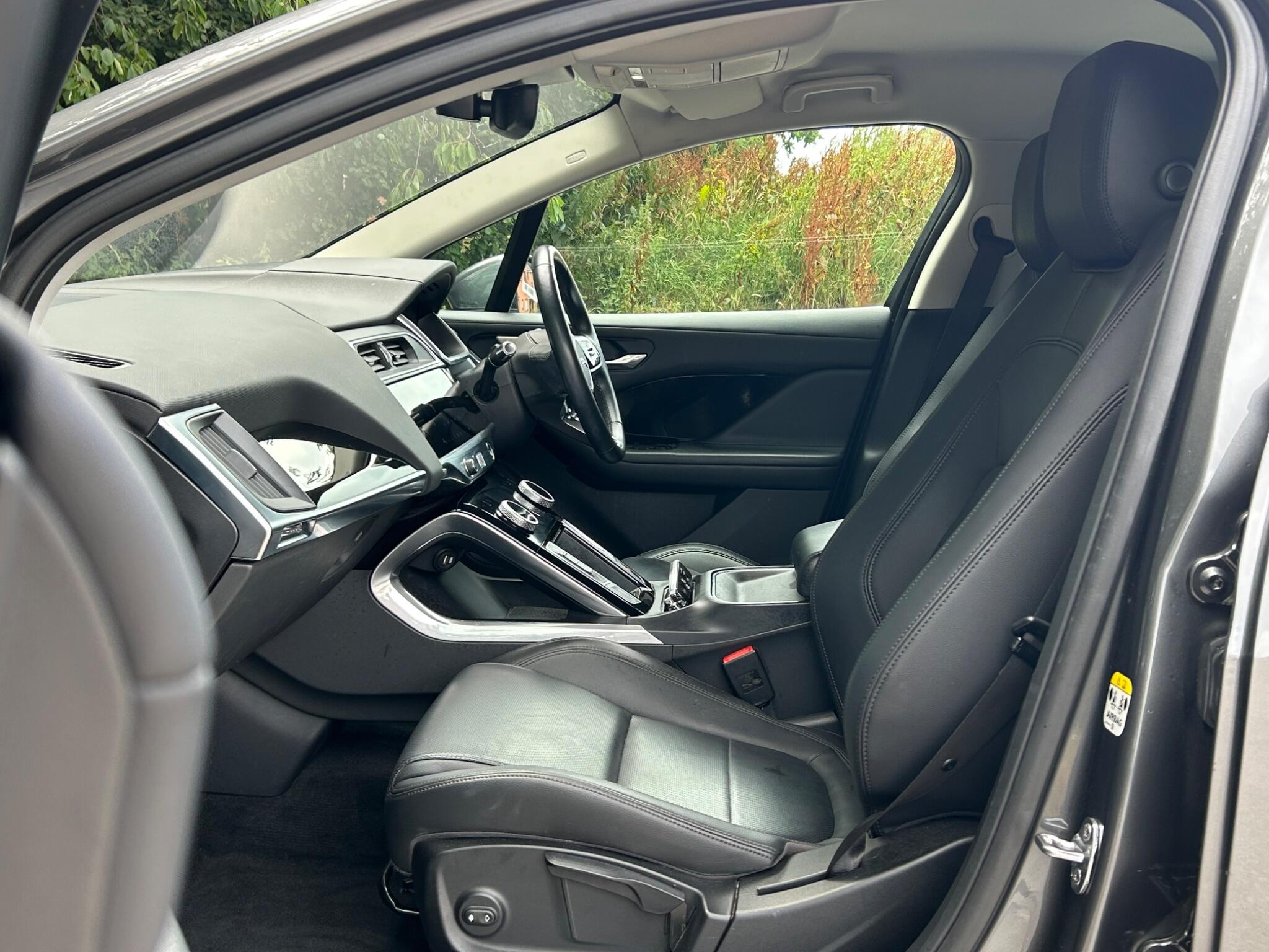 Jaguar I-Pace view 13
