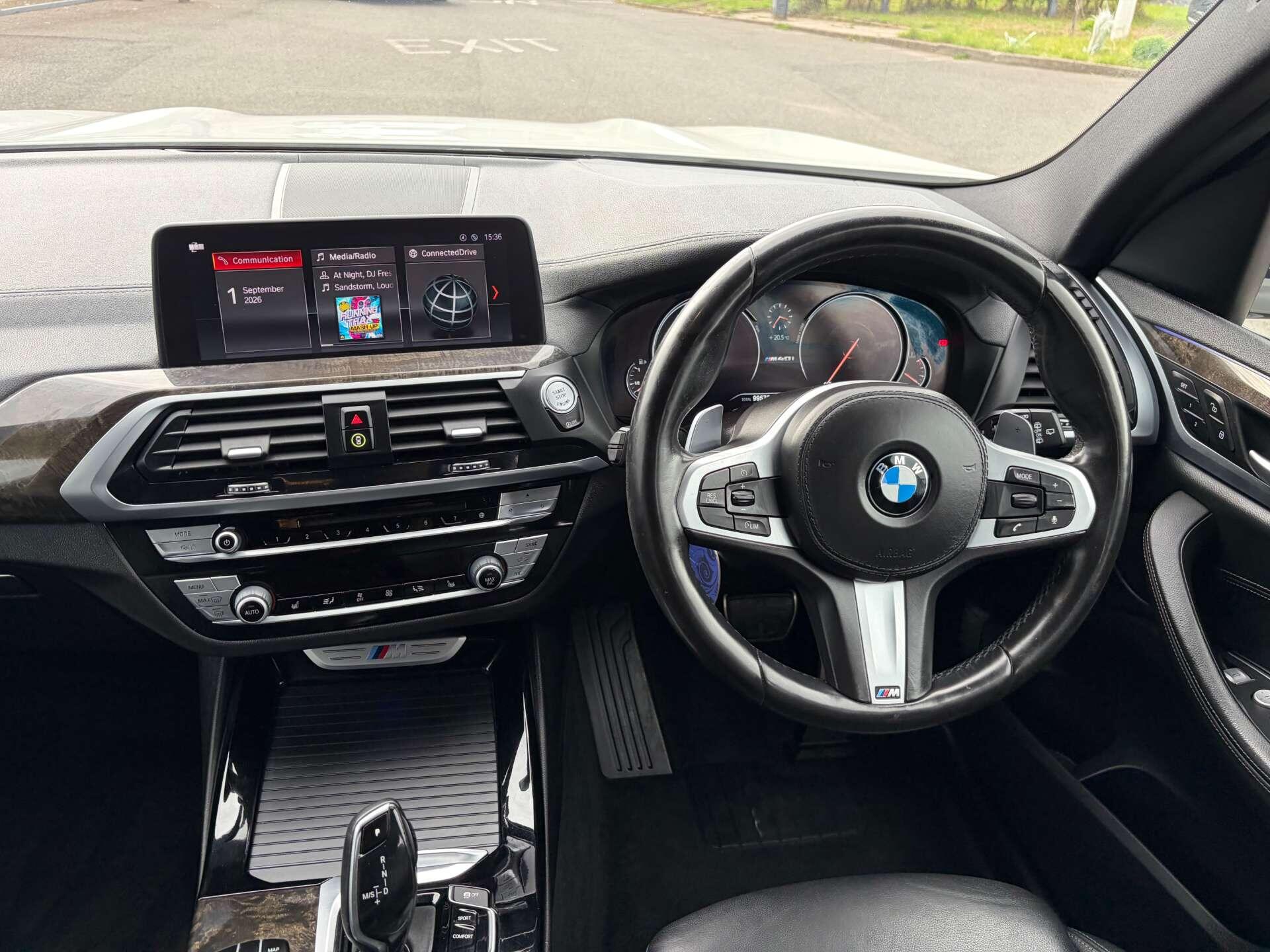 BMW X3 view 2