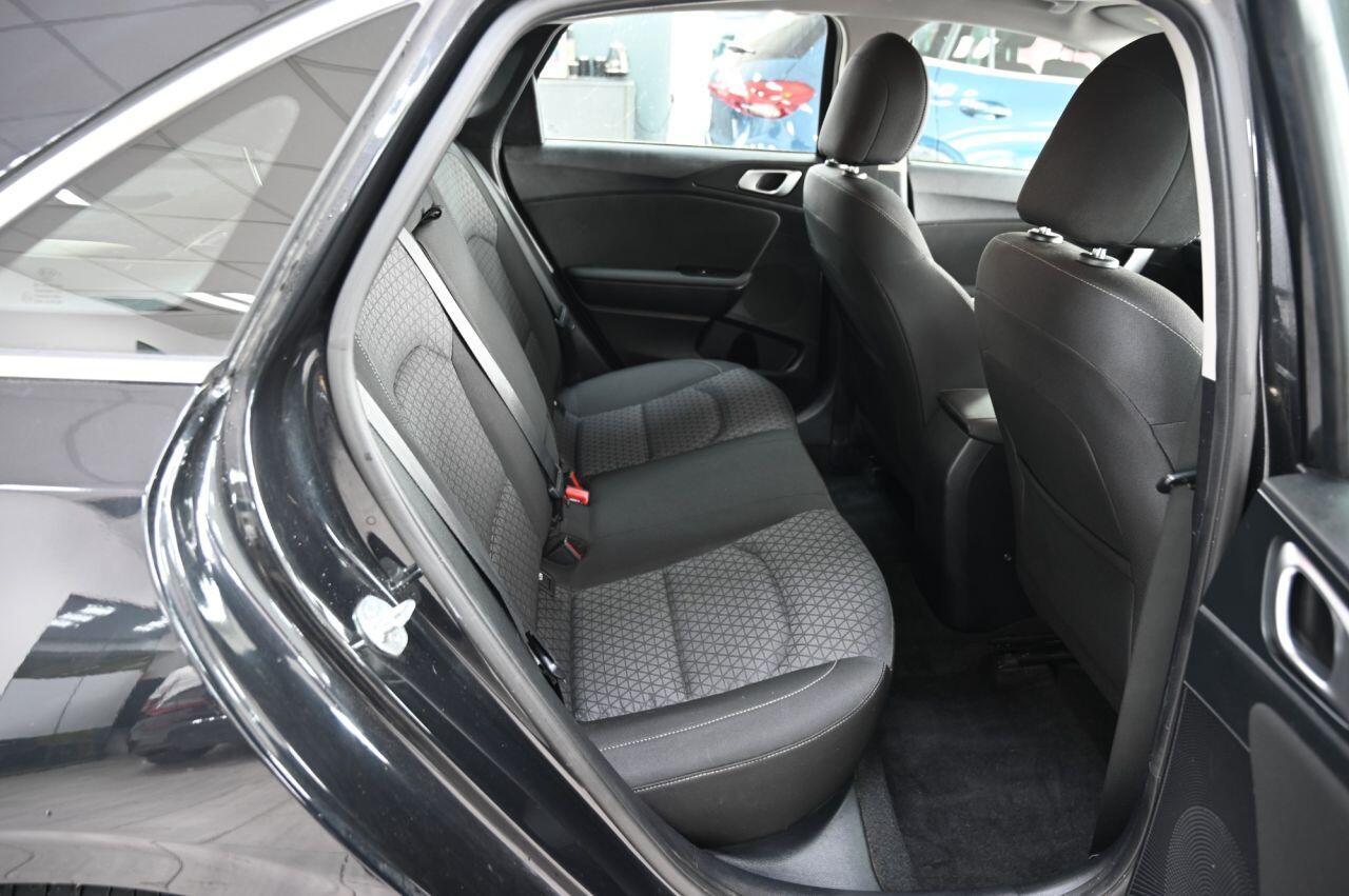 Kia Ceed view 16