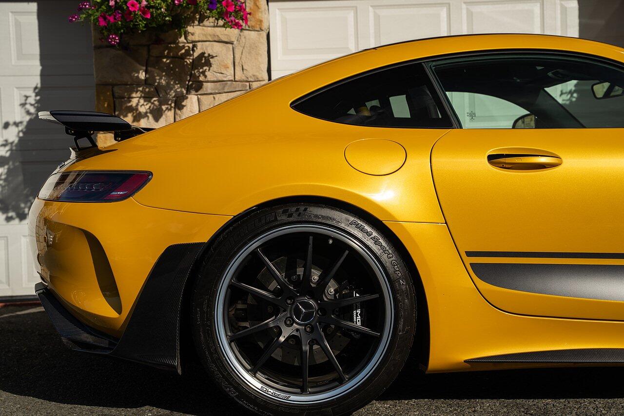 Mercedes-Benz Amg GT view 7