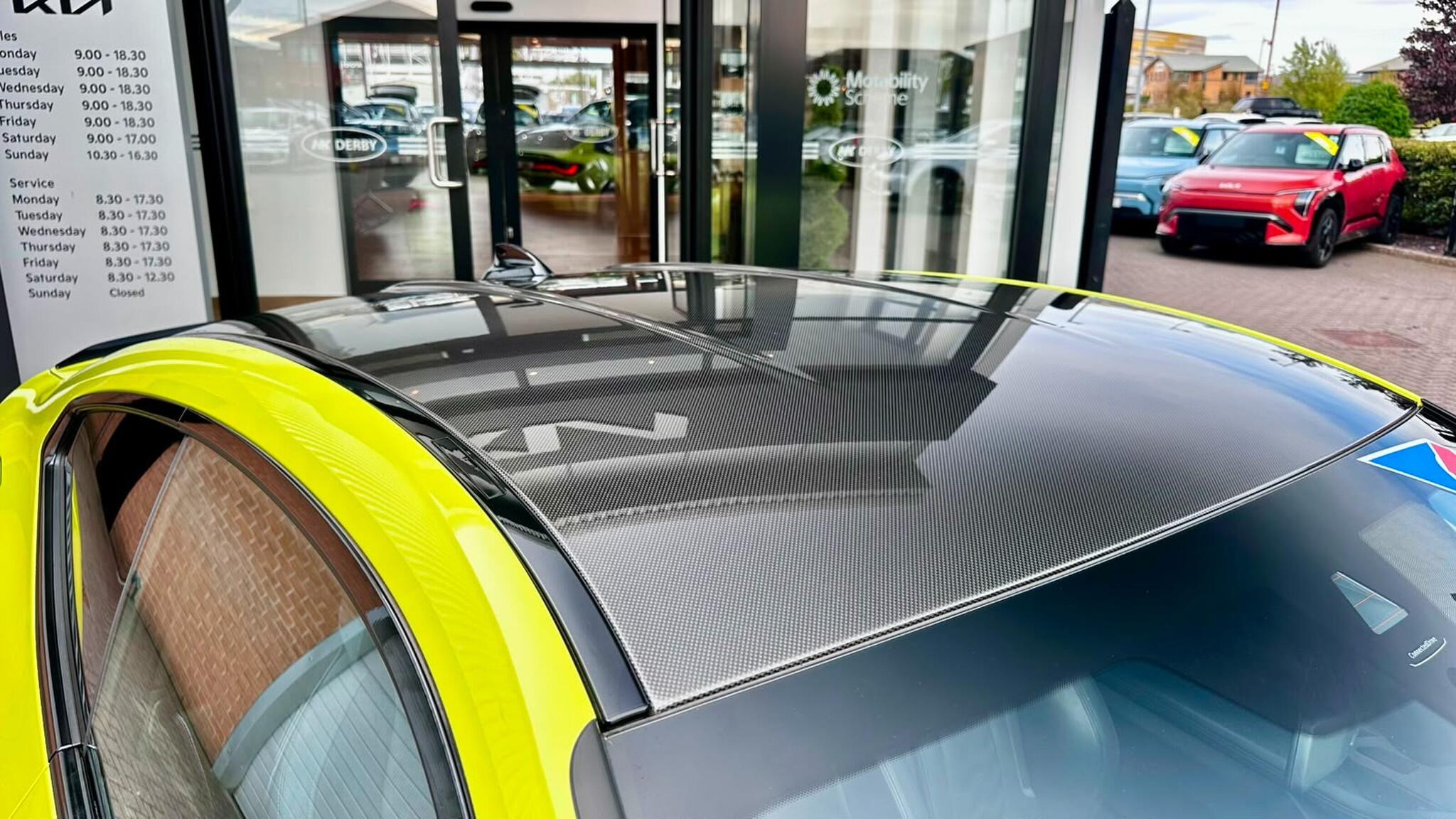 BMW M4 view 11