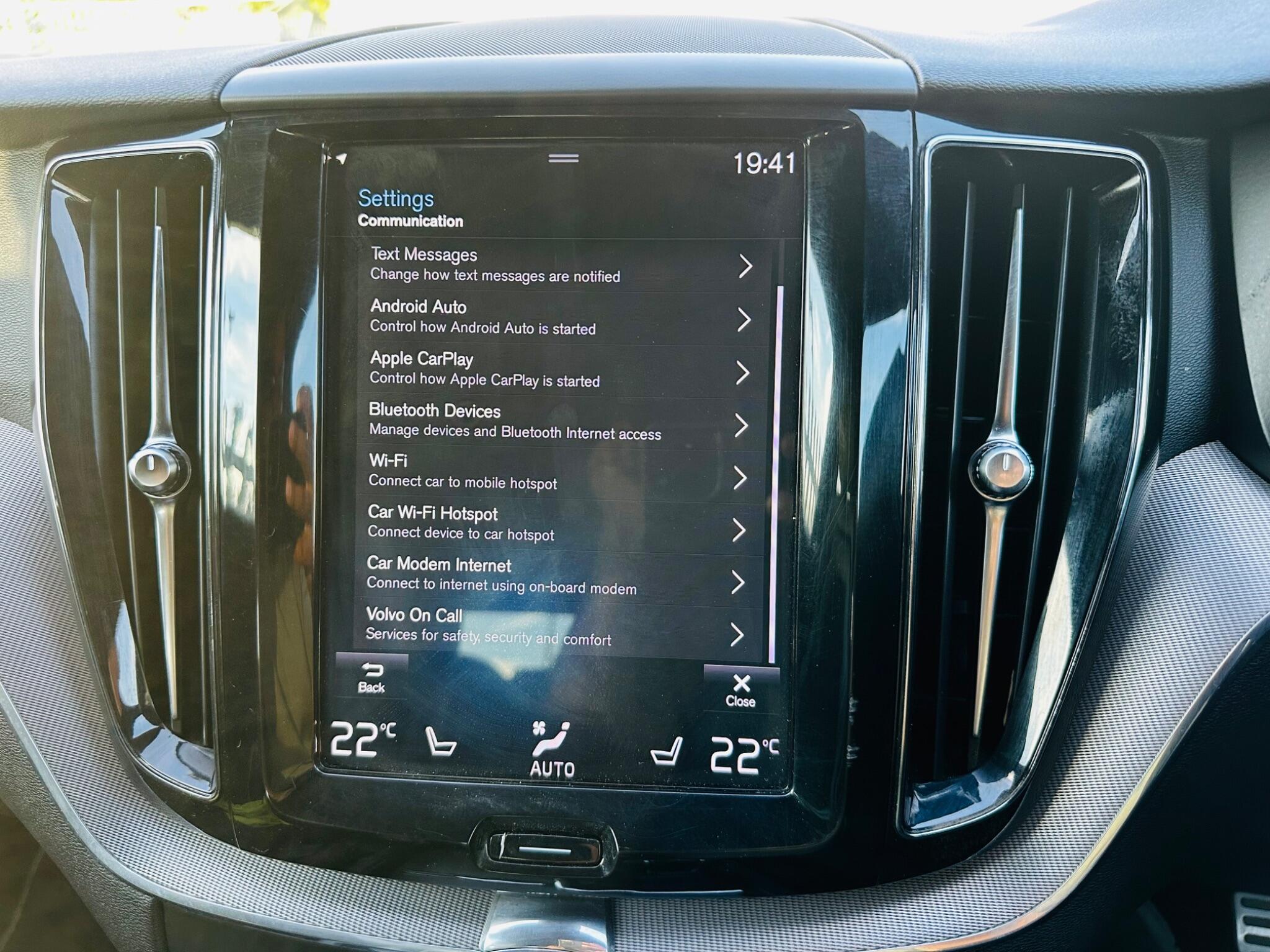 Volvo XC60 view 44