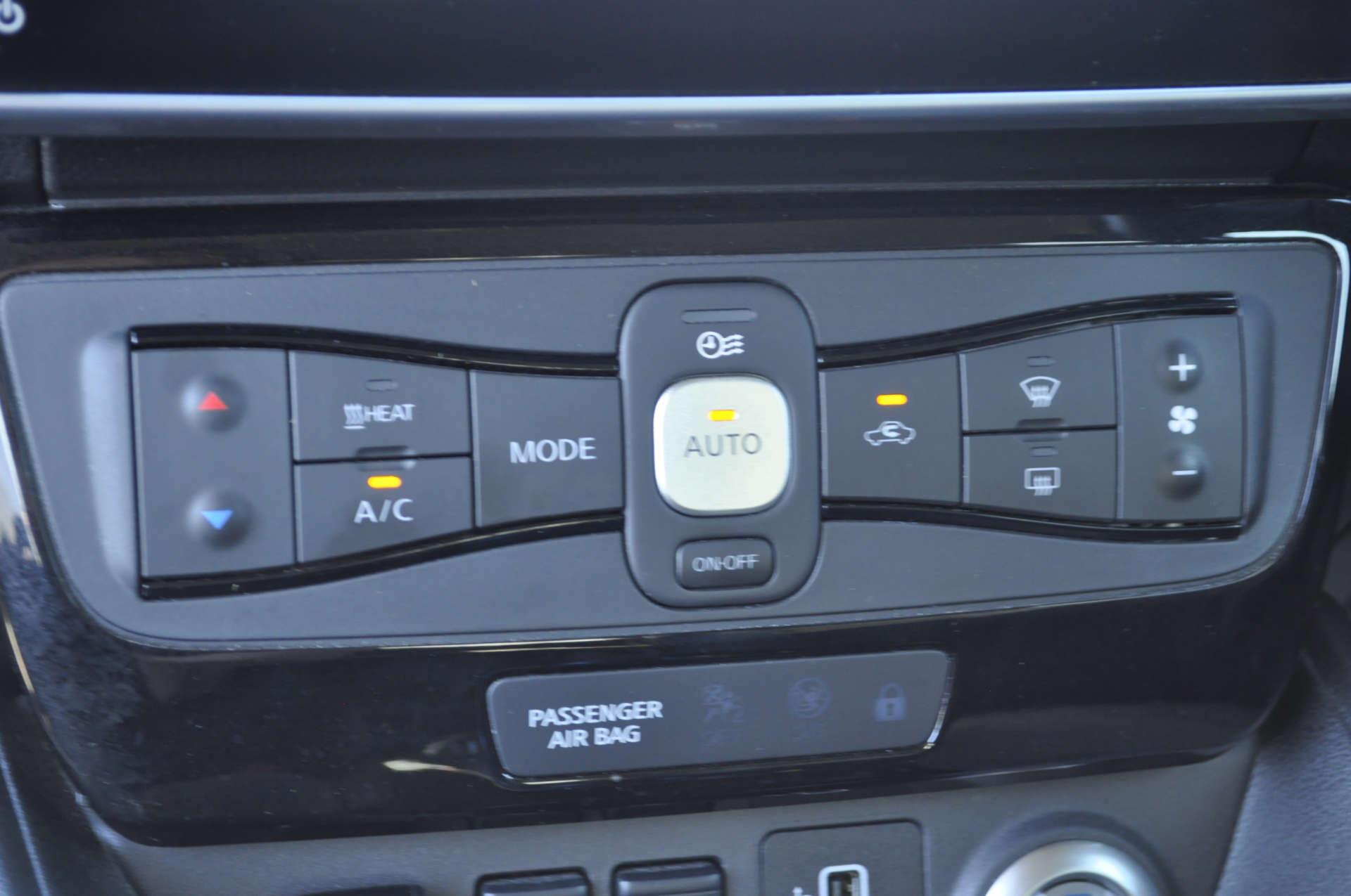 Nissan Leaf view 18