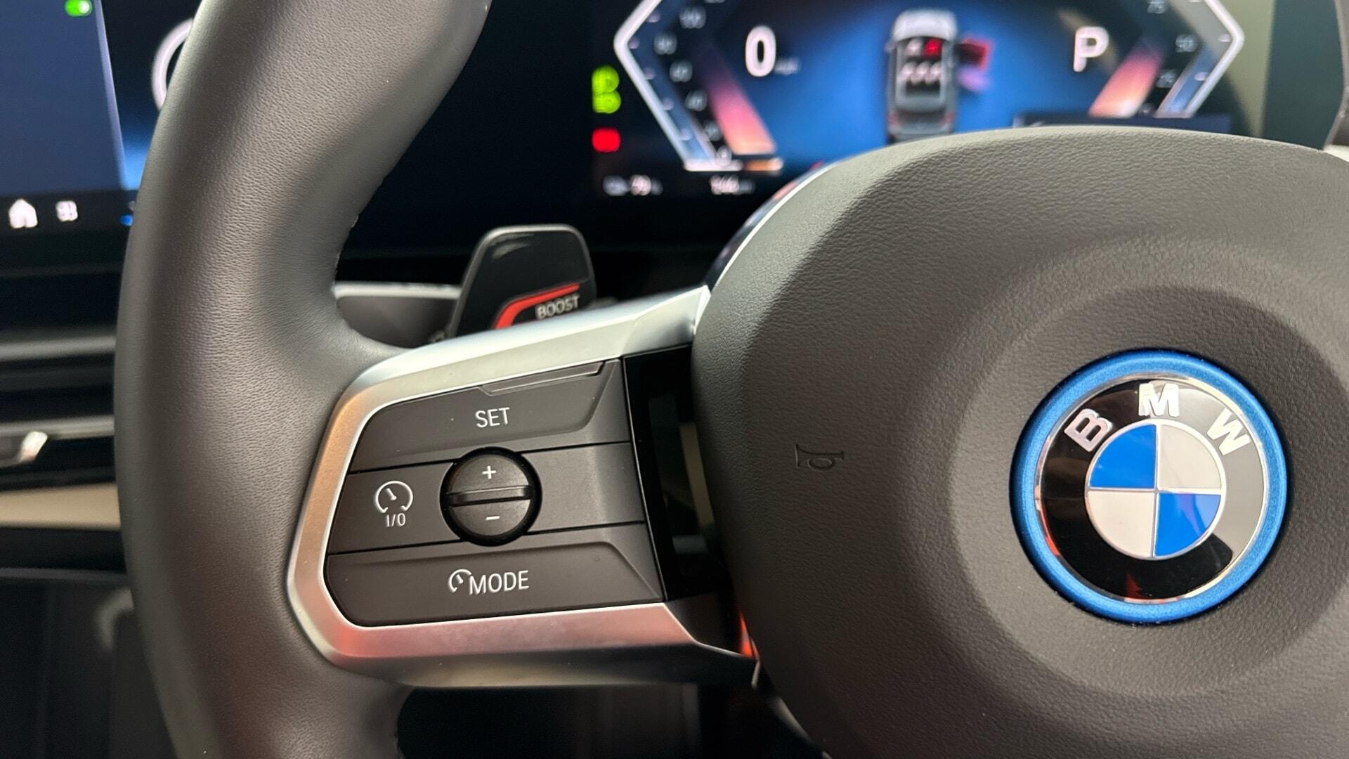 BMW iX1 view 17