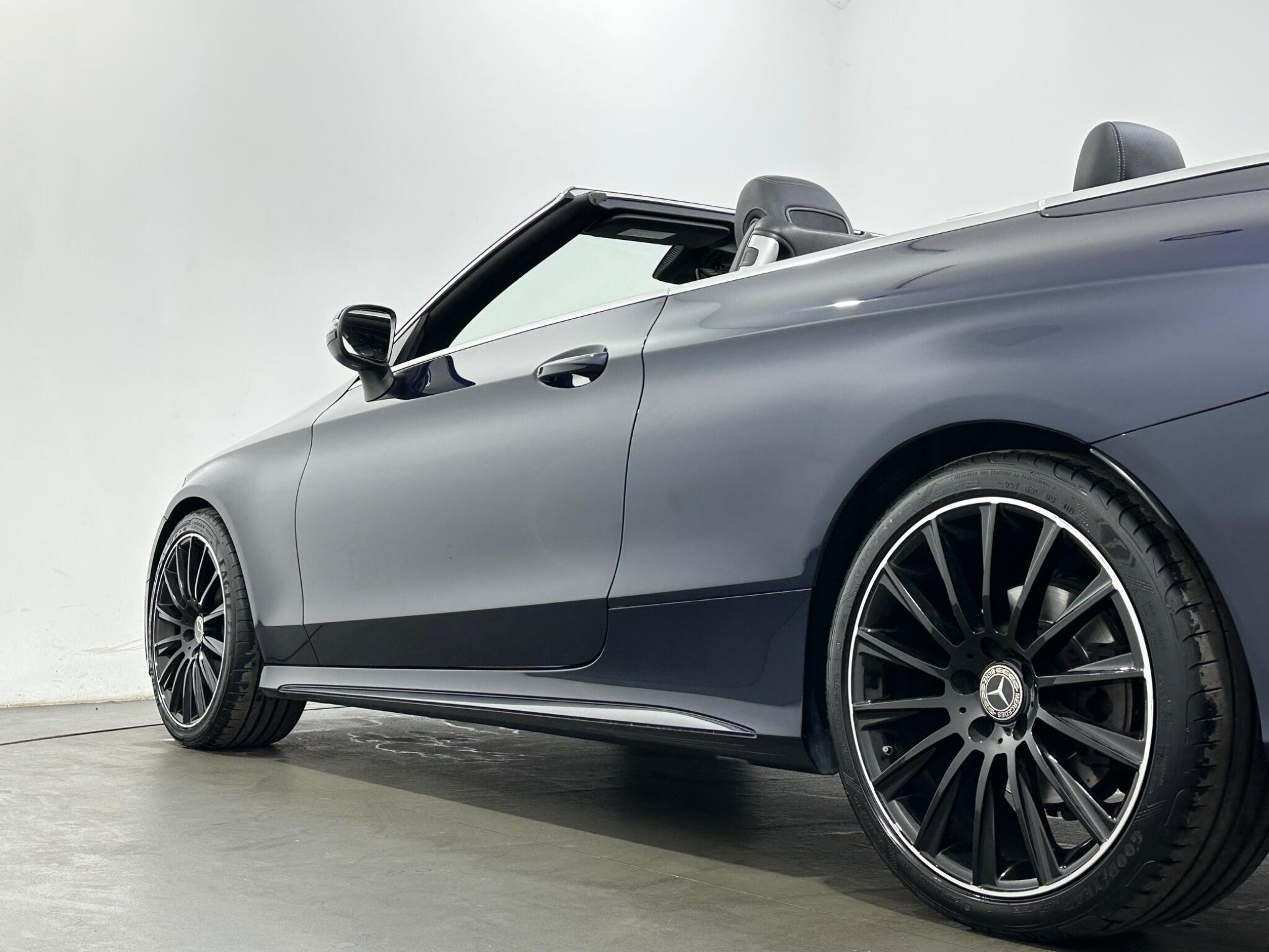 Mercedes-Benz C-Class view 47