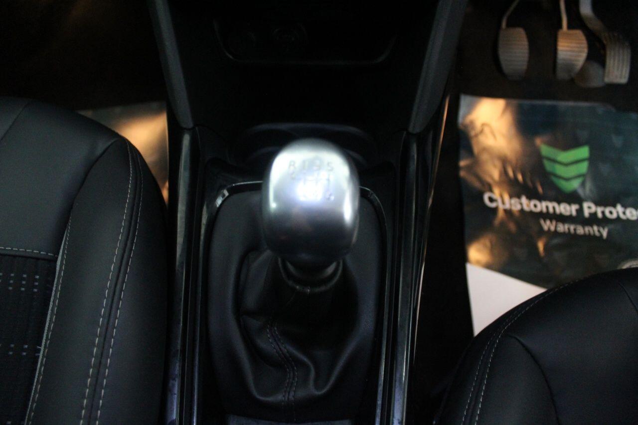 Peugeot 2008 view 40