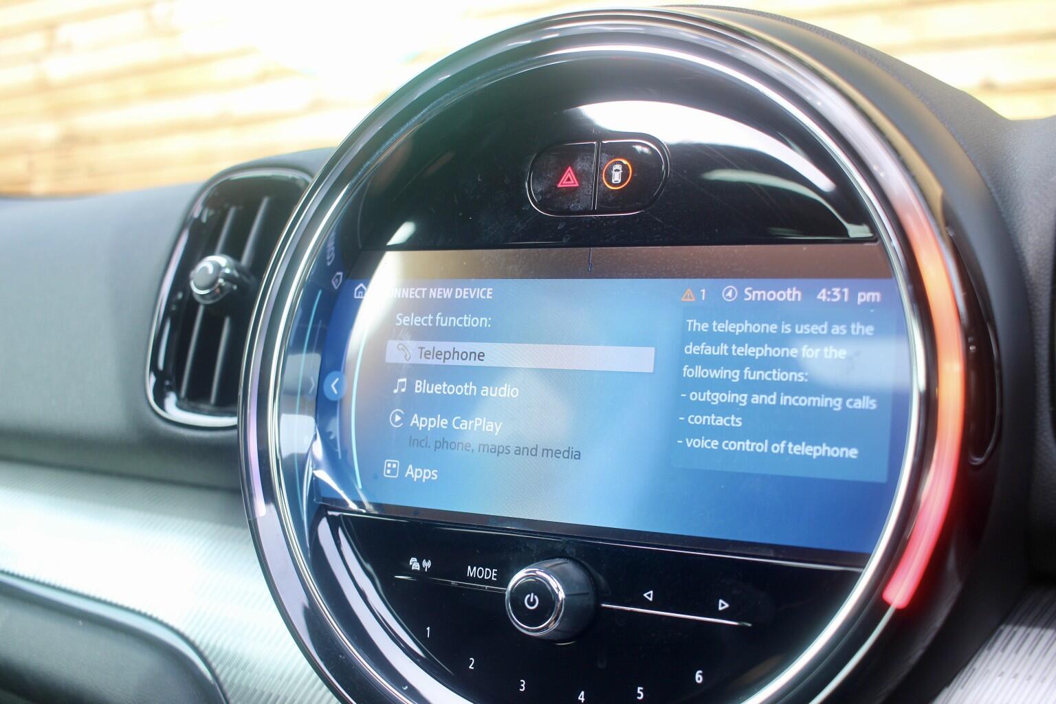 Mini Countryman view 22
