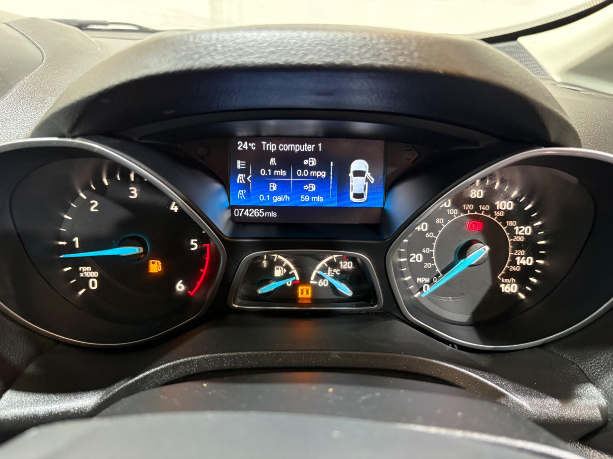 Ford Grand C-Max view 6