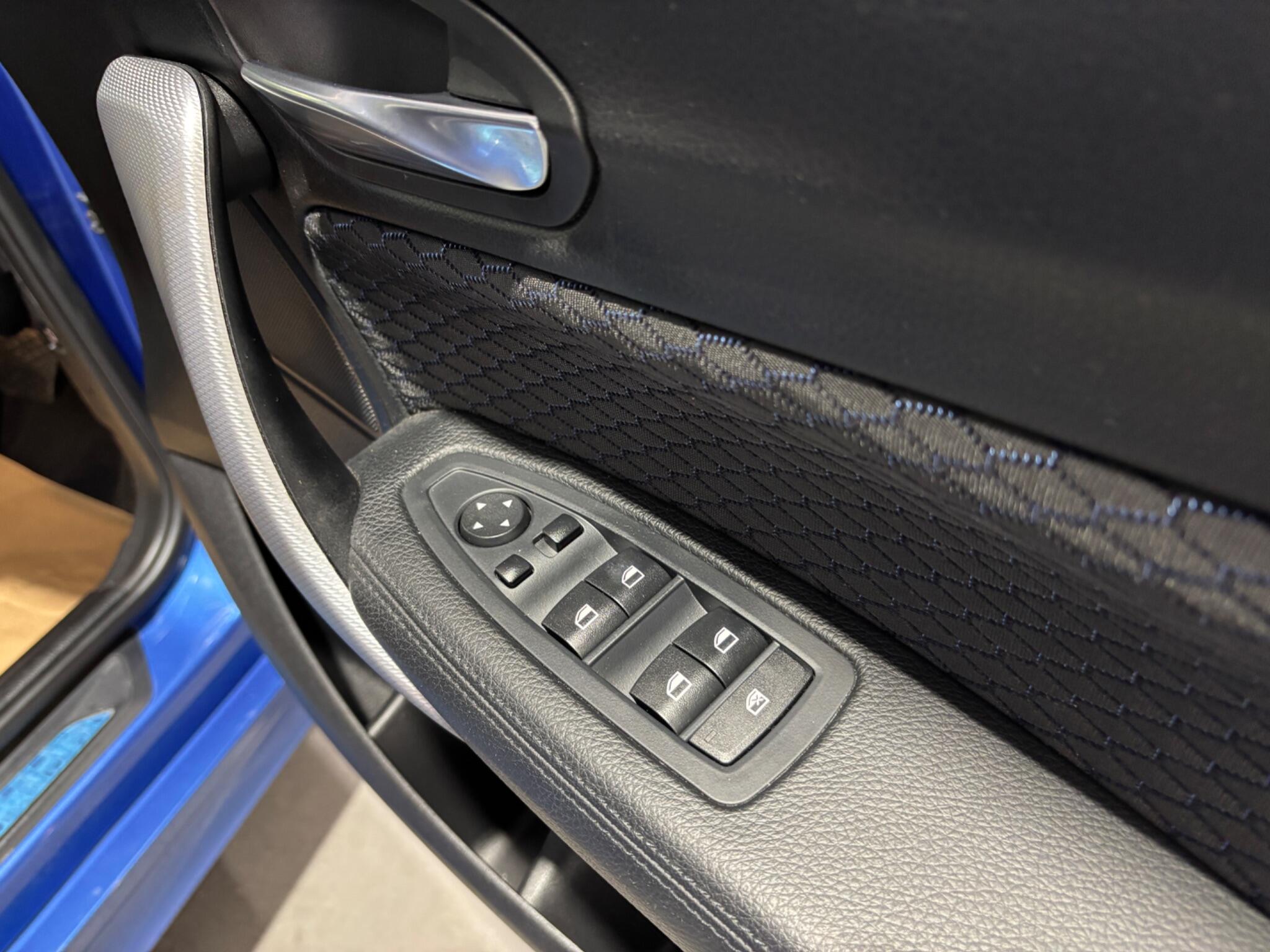 BMW 1 Series view 26