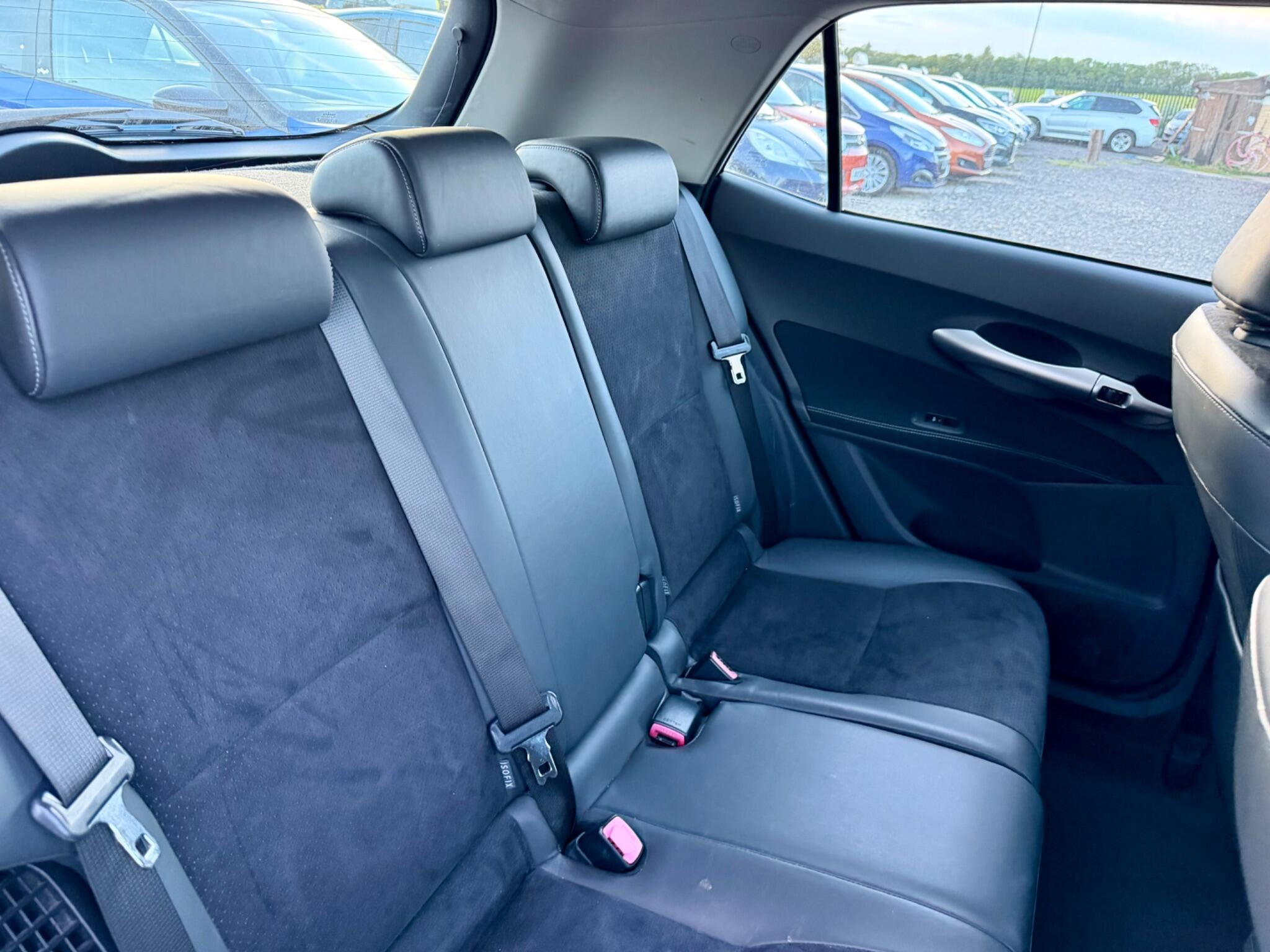 Toyota Auris view 37