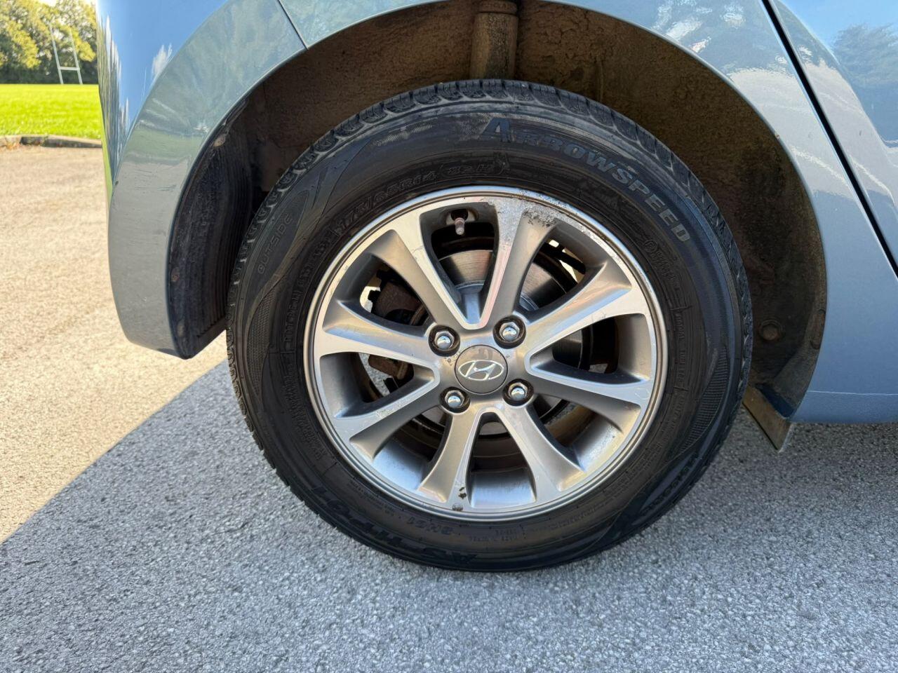 Hyundai I10 view 17