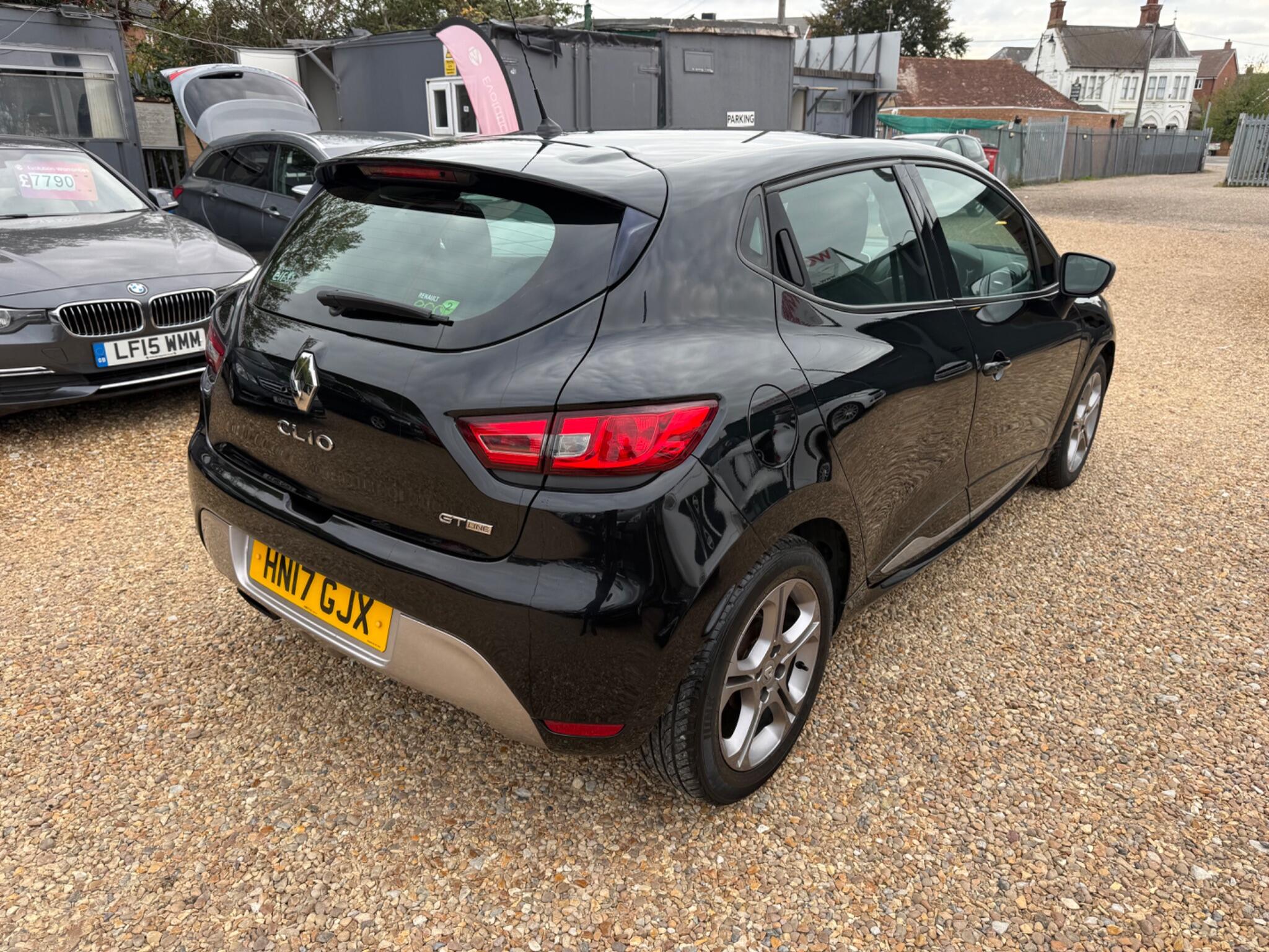 Renault Clio view 12