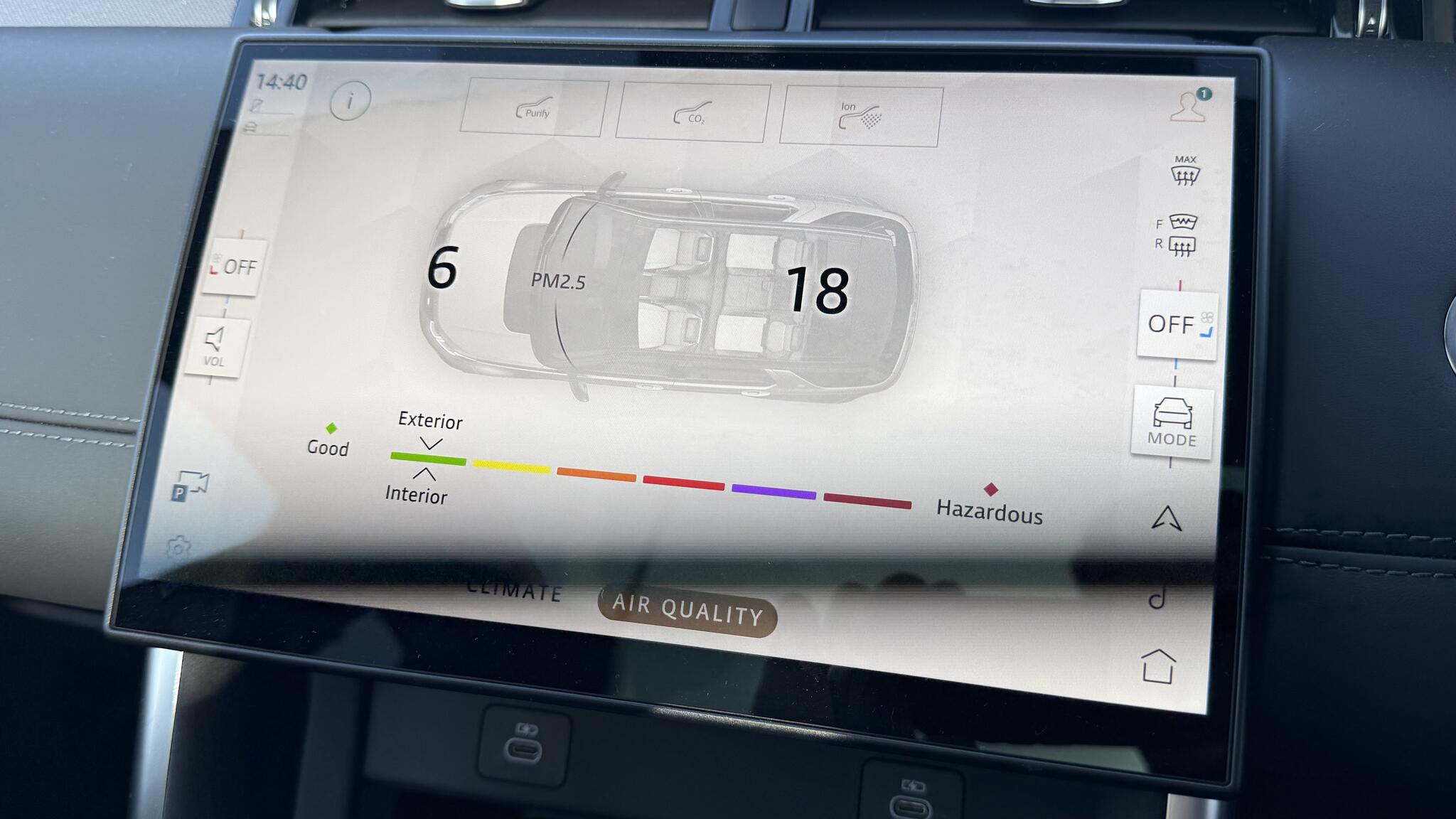 Land Rover Discovery Sport view 38
