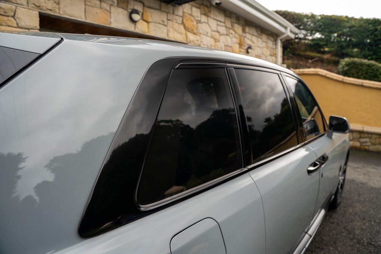 Rolls-Royce Cullinan view 8