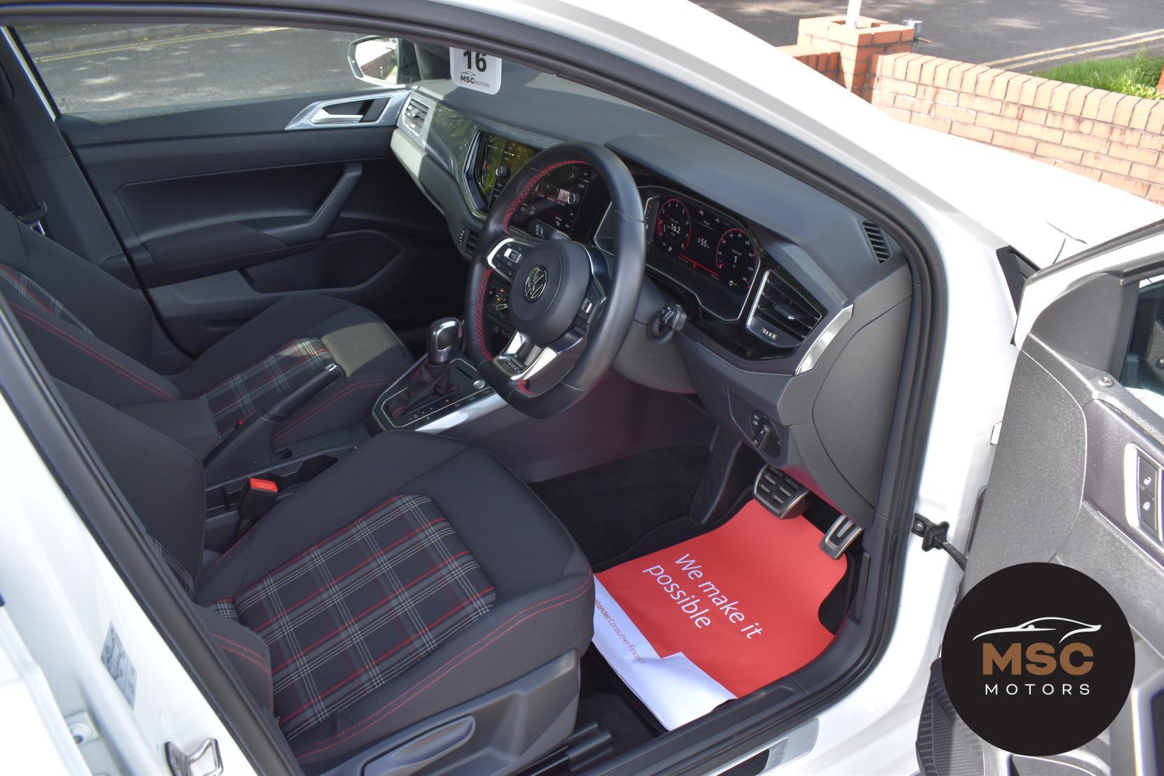 Volkswagen Polo view 30