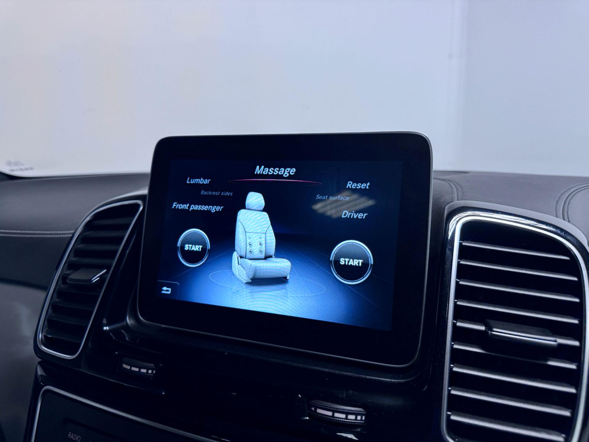 Mercedes-Benz Gle view 69
